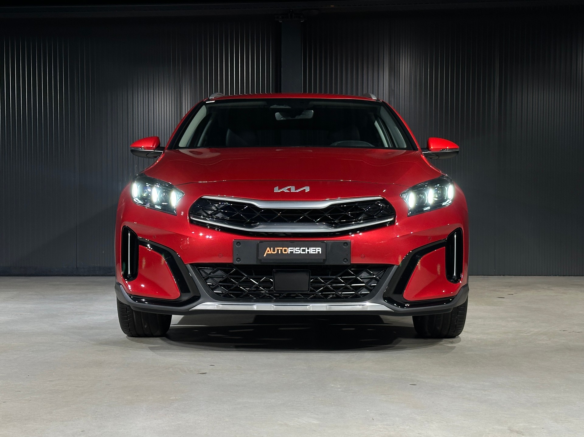 KIA XCeed 1.5 T-GDi DCT-showroom-element-3