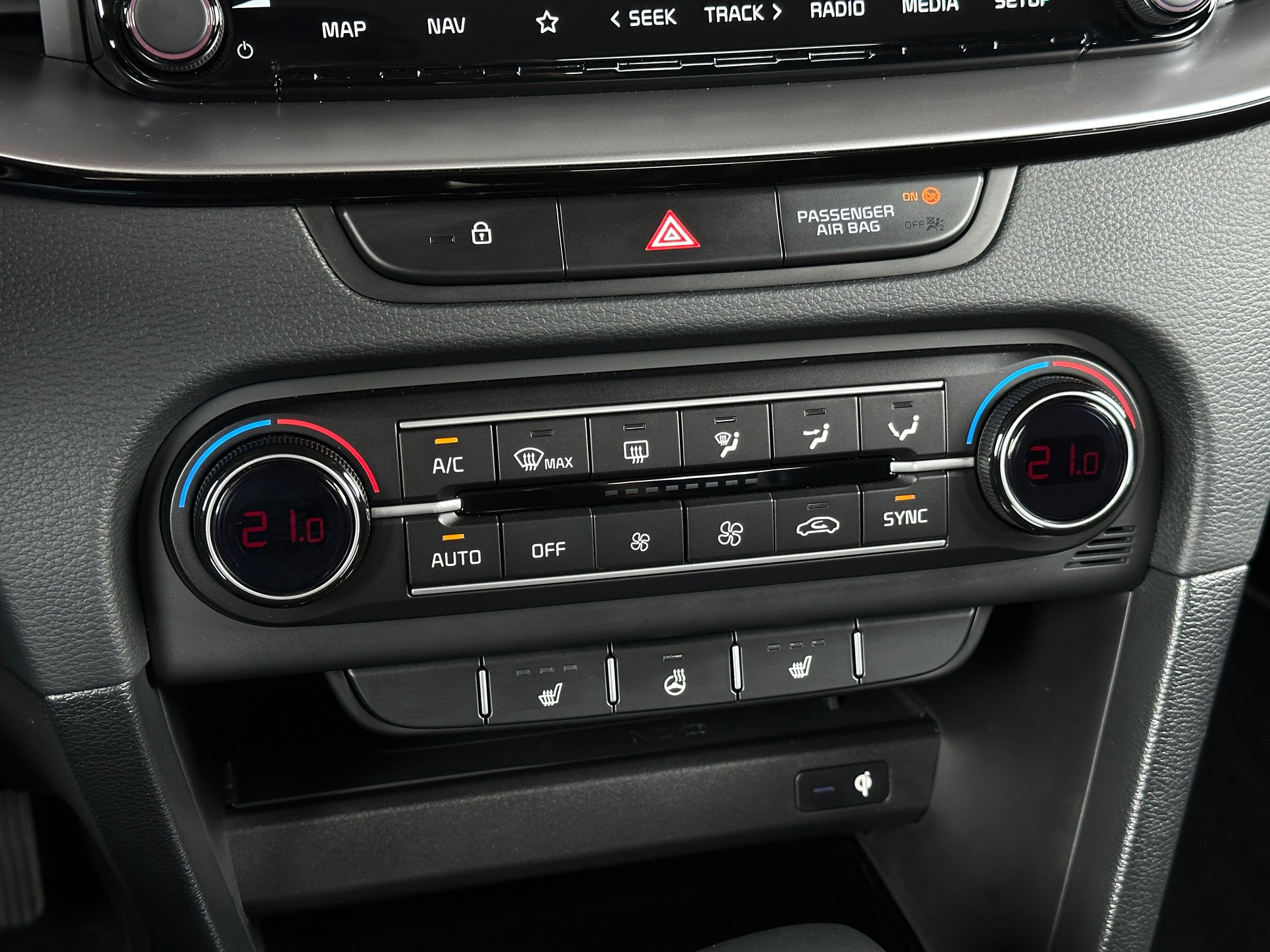 KIA XCeed 1.5 T-GDi DCT-image-20