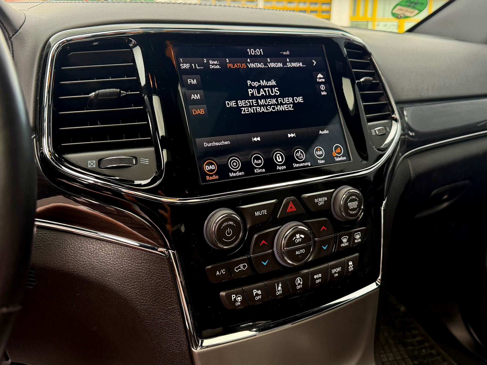JEEP 3.0 CRD V6 Overland-image-12