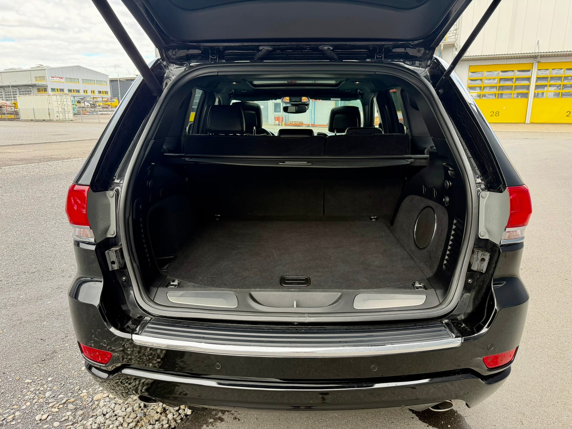 JEEP 3.0 CRD V6 Overland-image-5