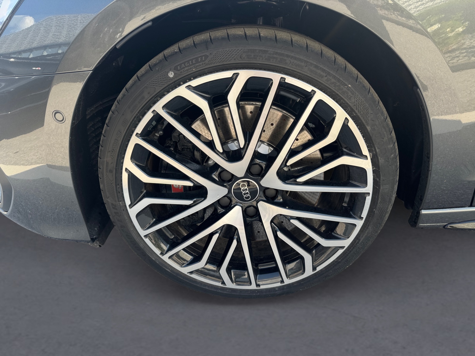 AUDI S3 Sportback TFSI quattro S-tronic-image-13