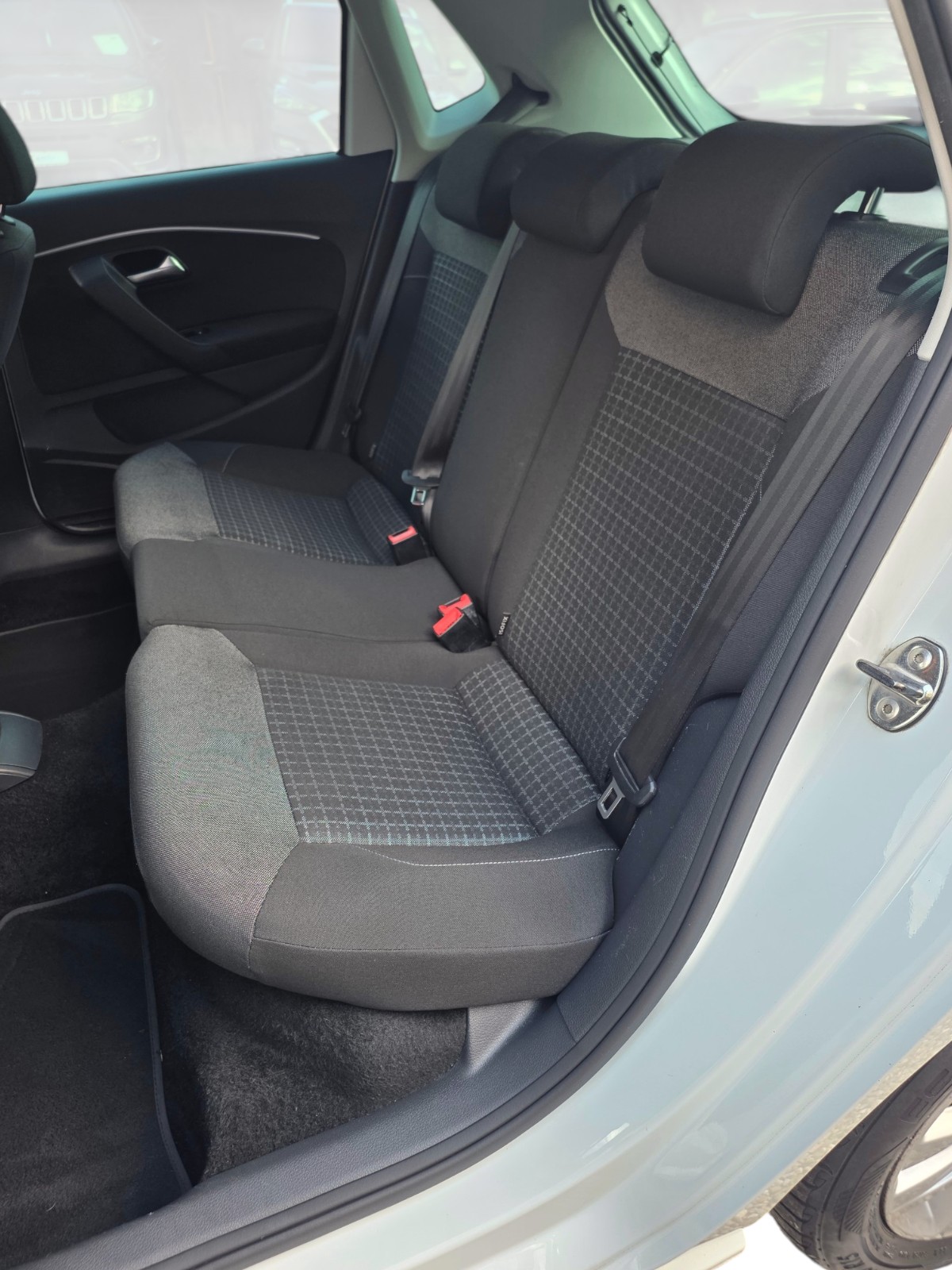 VW Polo 1.2 TSI BMT Comfortline-image-13