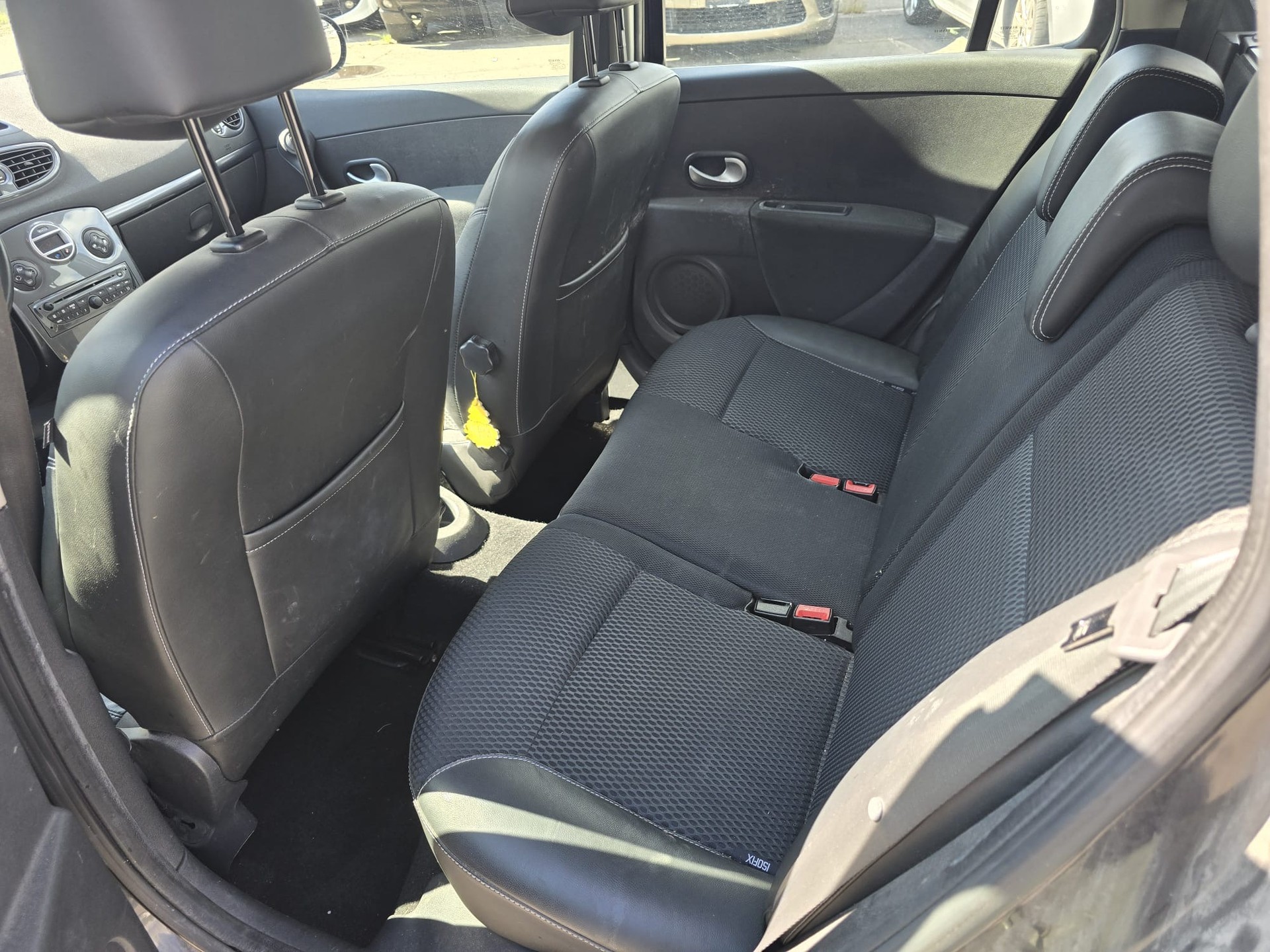 RENAULT Clio Grandtour 1.5 dCi Expression-image-12