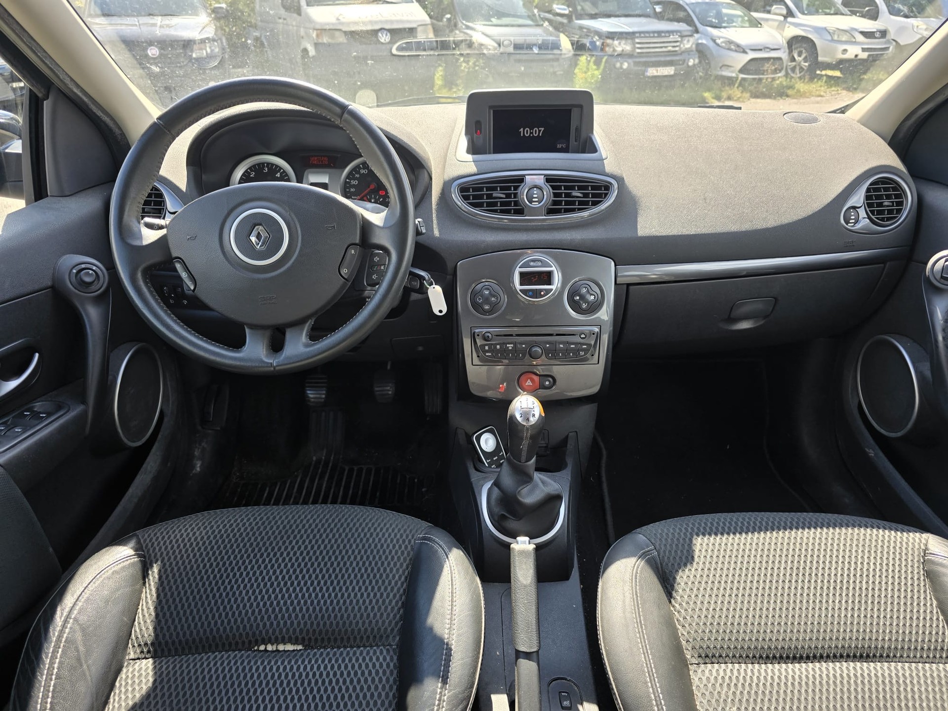 RENAULT Clio Grandtour 1.5 dCi Expression-image-7