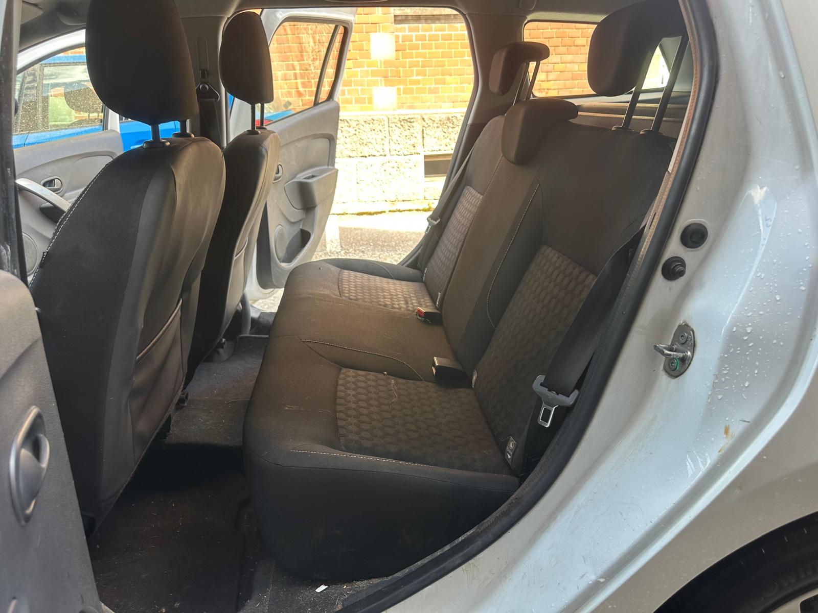 DACIA Logan MCV 0.9 Ambiance Automatic-image-10