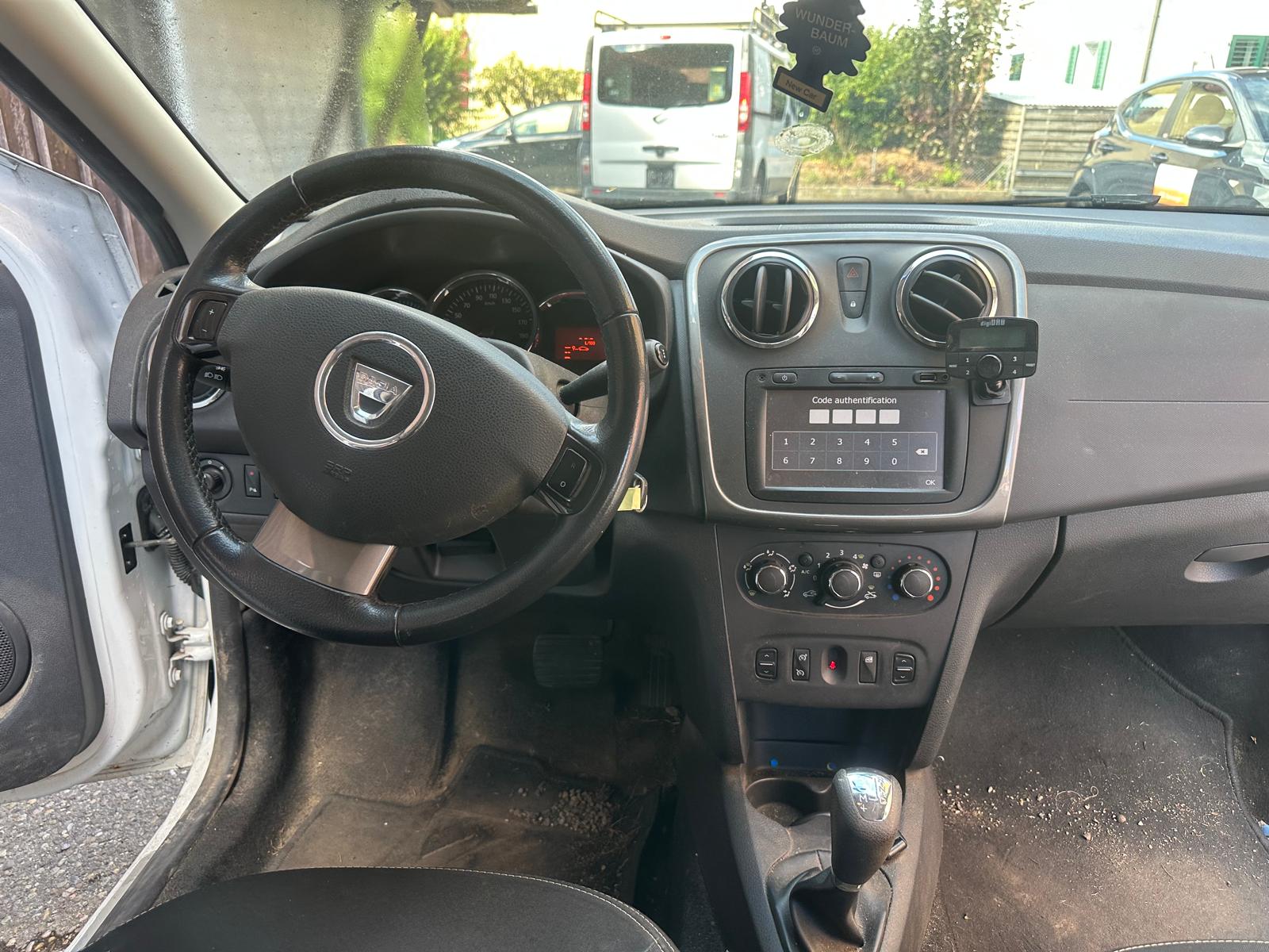 DACIA Logan MCV 0.9 Ambiance Automatic-image-7