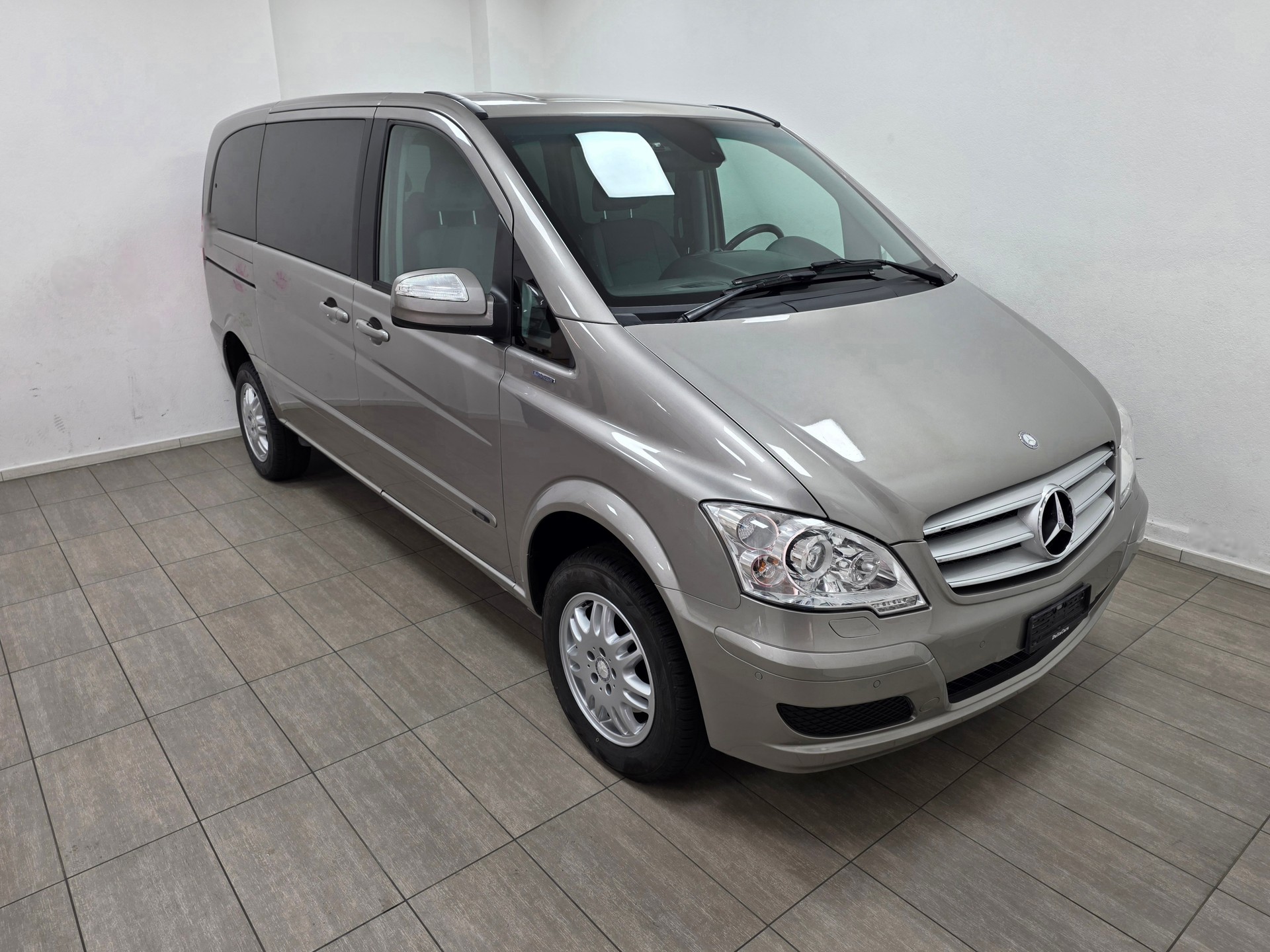 MERCEDES-BENZ Viano 2.2 CDI Blue Eff. Trend Ed. L 4Matic A-image-1