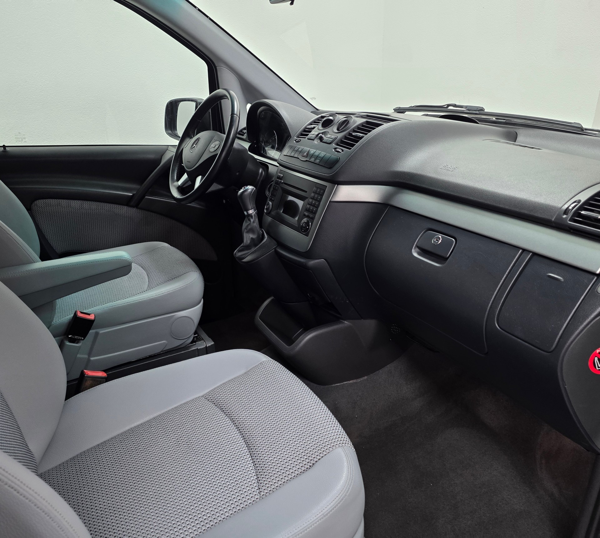 MERCEDES-BENZ Viano 2.2 CDI Blue Eff. Trend Ed. L 4Matic A-image-9