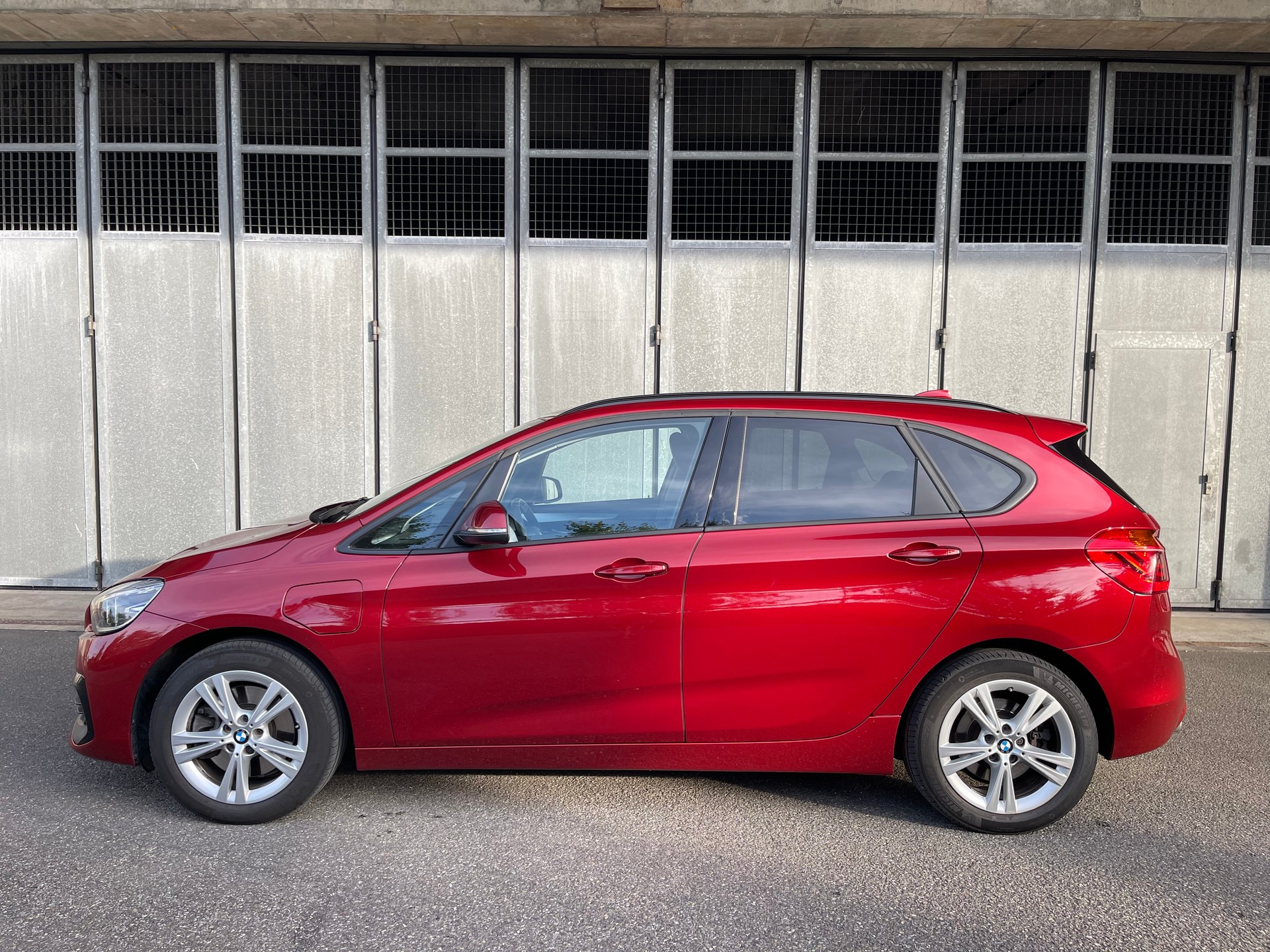 BMW 225xe Active Tourer-image-7
