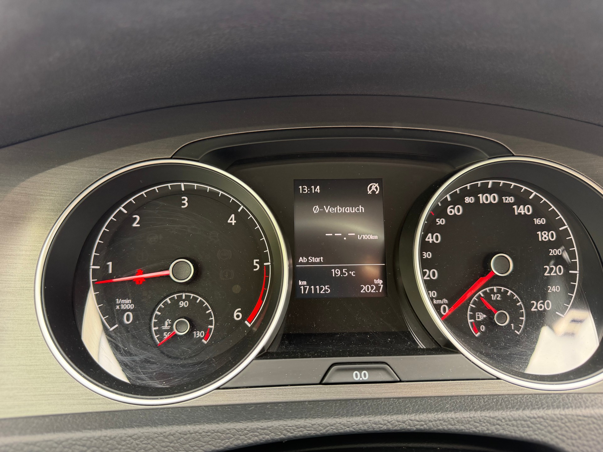 VW Golf 2.0 TDI Highline DSG-image-9