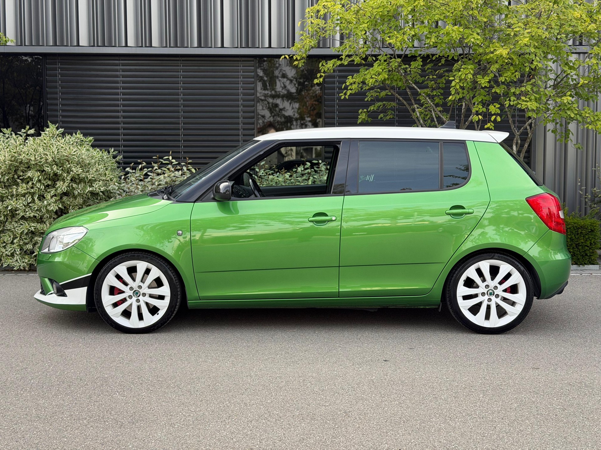 SKODA Fabia 1.4 TSI RS DSG EDITION 48/110-image-1