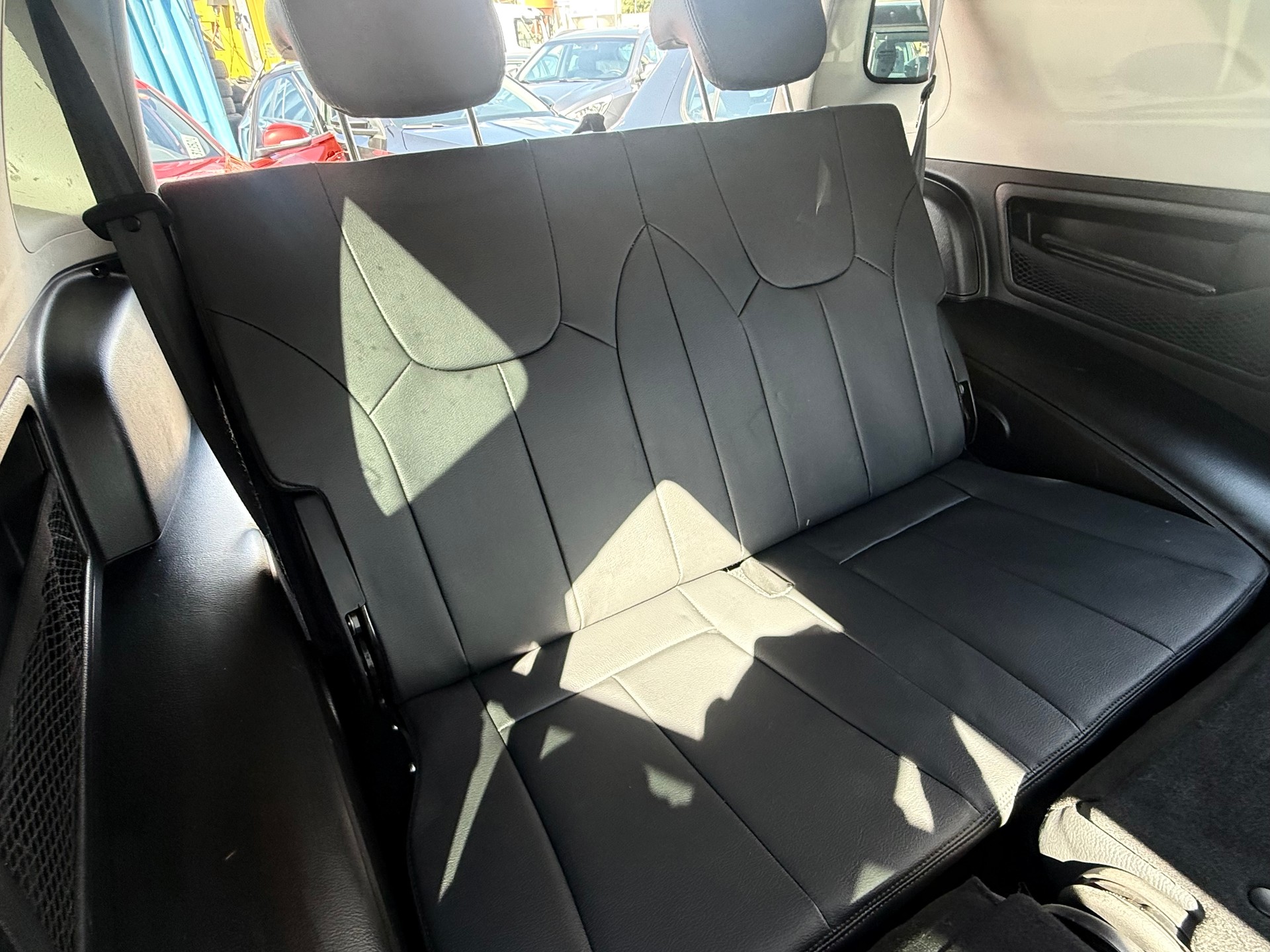 KGM-SsangYong Rexton RX200 e-XDi Quartz 4WD Automatic-image-8