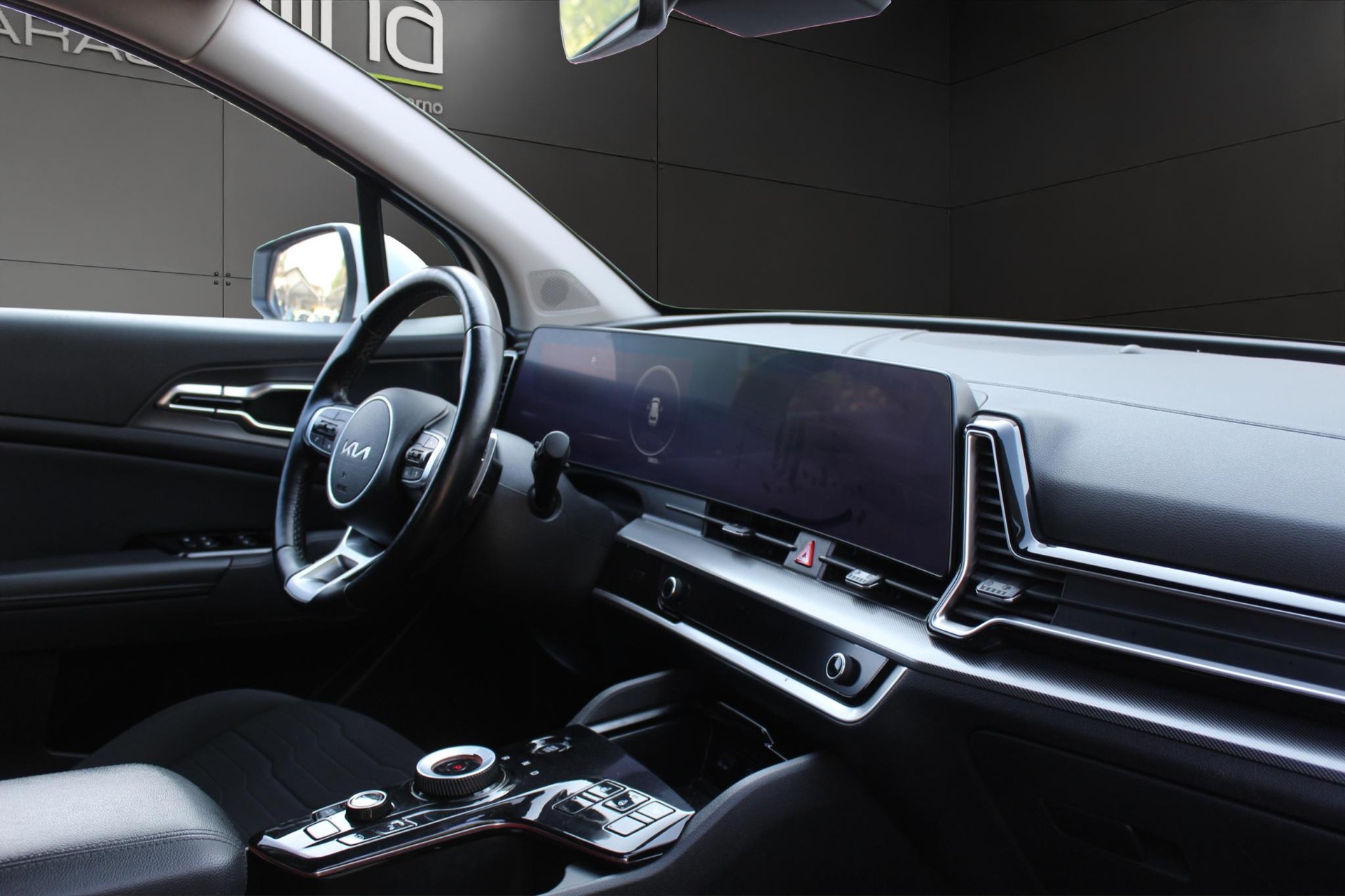 KIA Sportage 1.6 T-GDi Hybrid Style-image-8