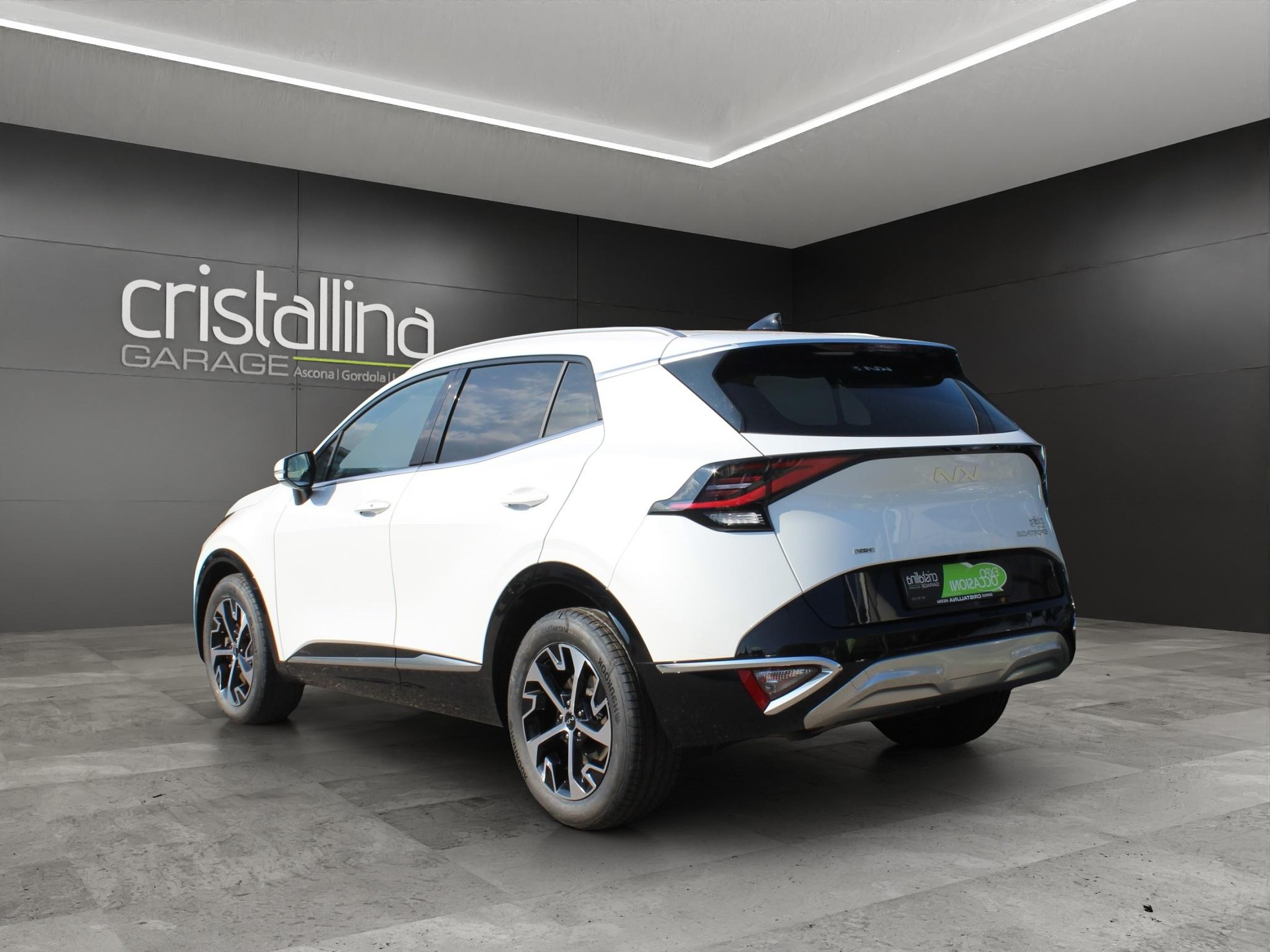 KIA Sportage 1.6 T-GDi Hybrid Style-showroom-element-2