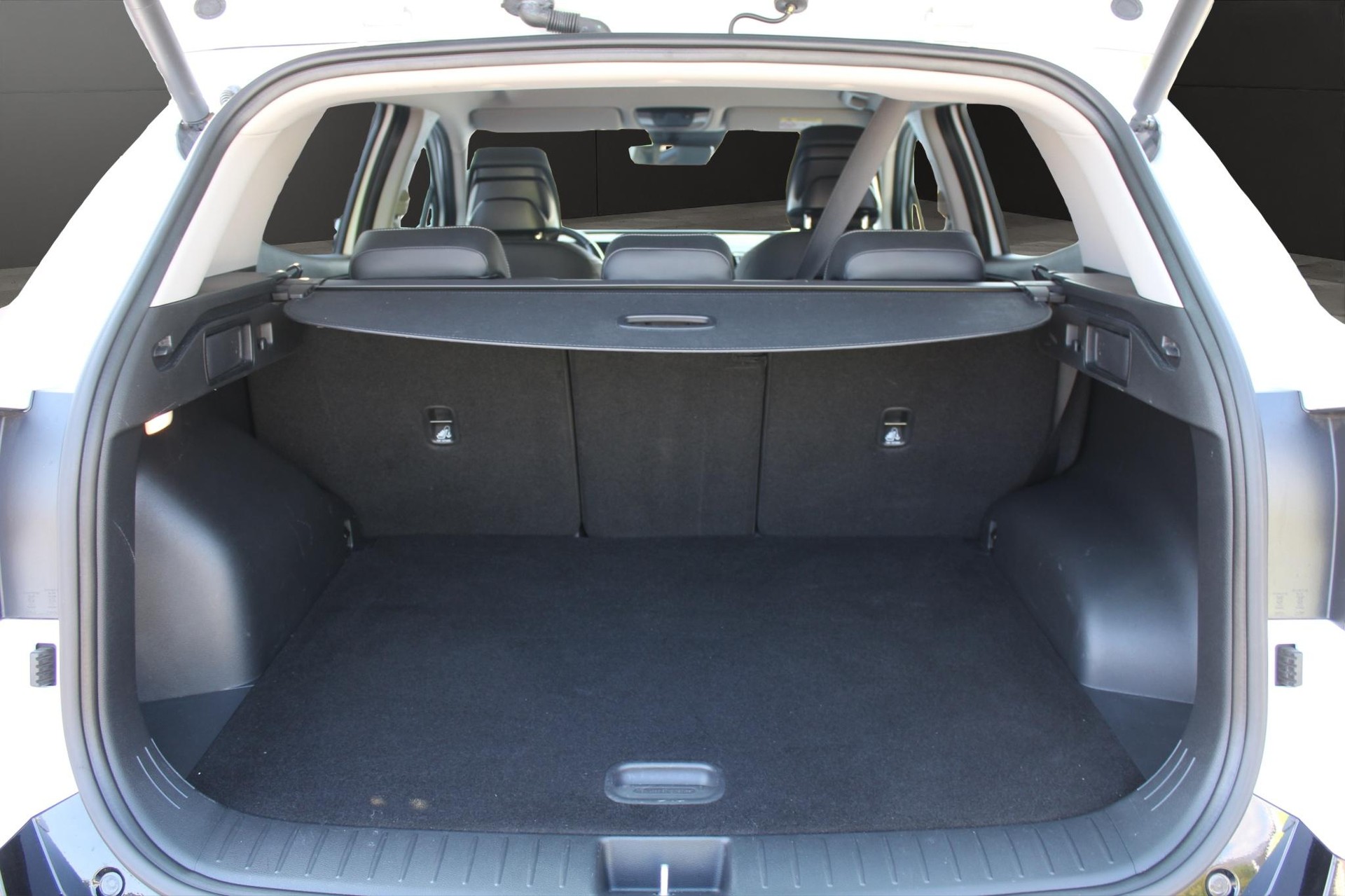 KIA Sportage 1.6 T-GDi Hybrid Style-image-10