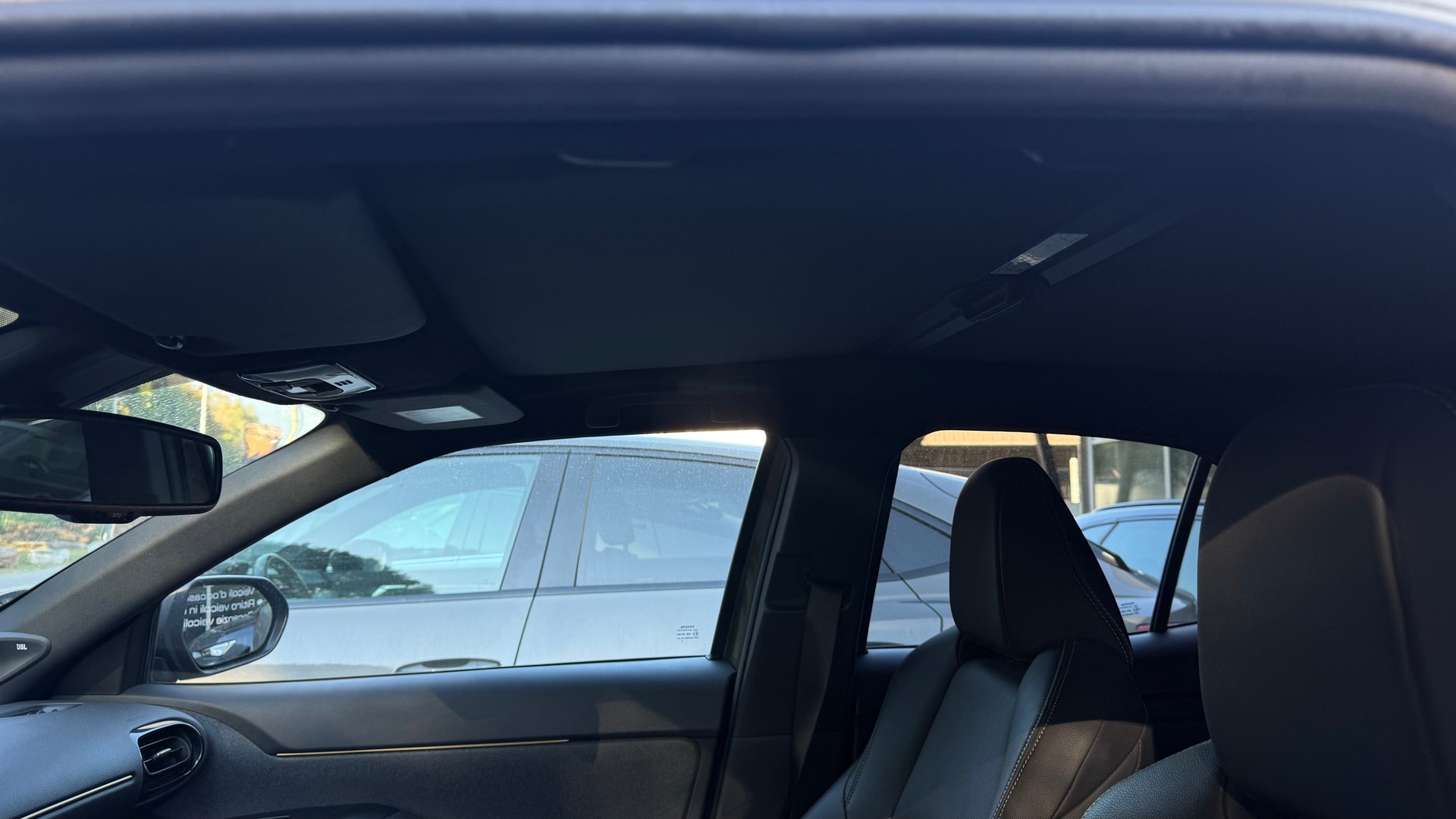 TOYOTA Yaris Cross 1.5 Adventure e-CVT AWDi-image-7