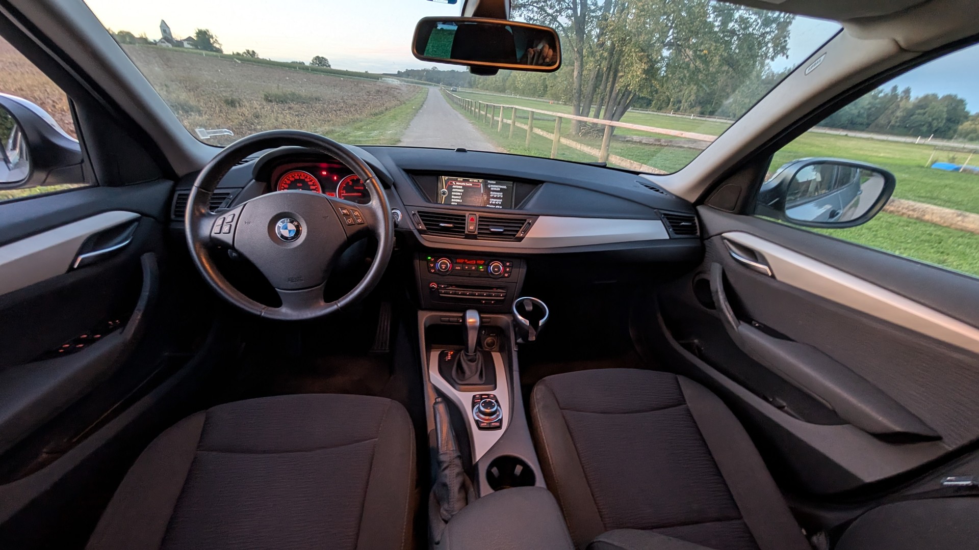 BMW X1 xDrive 18d NUR 135.876 tkm !!-image-5