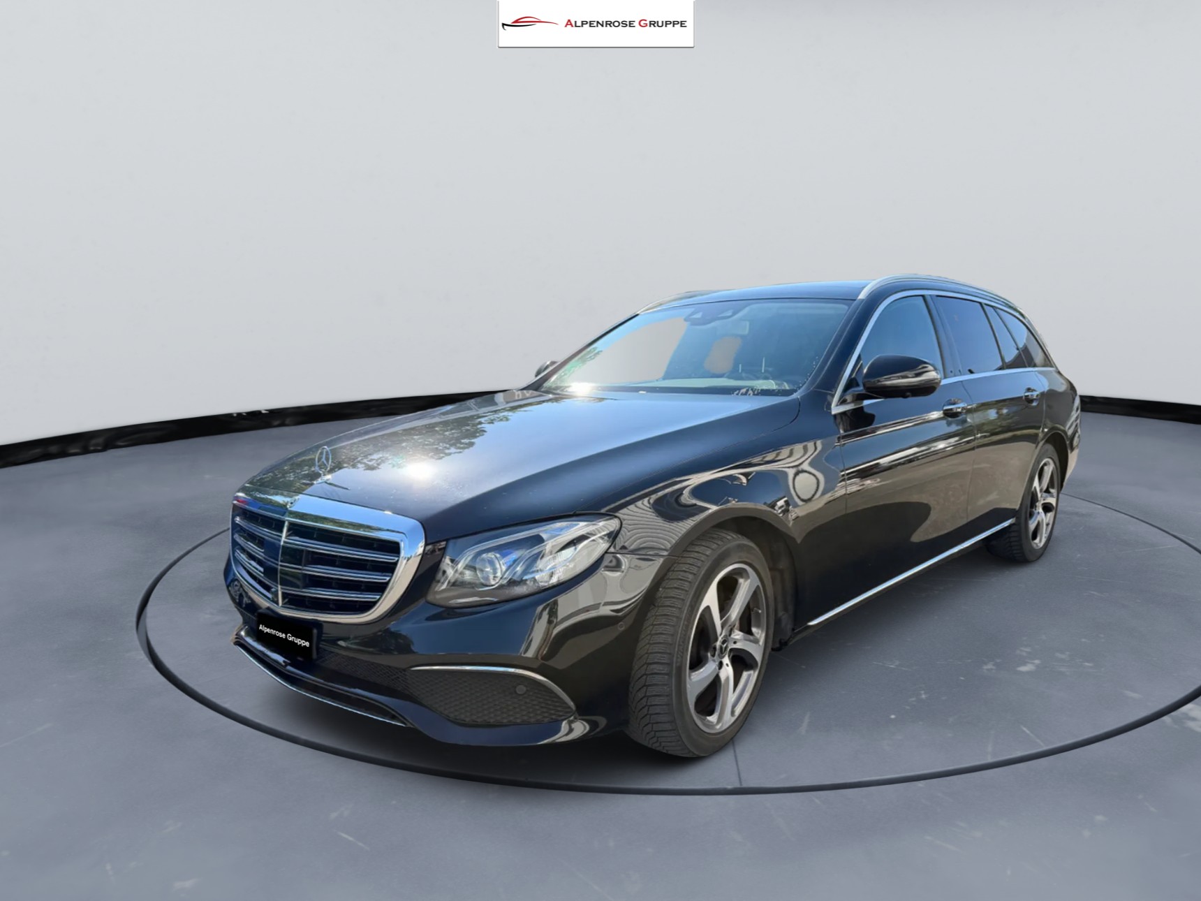 MERCEDES-BENZ E 220 d Exclusive 4Matic 9G-Tronic-image-2