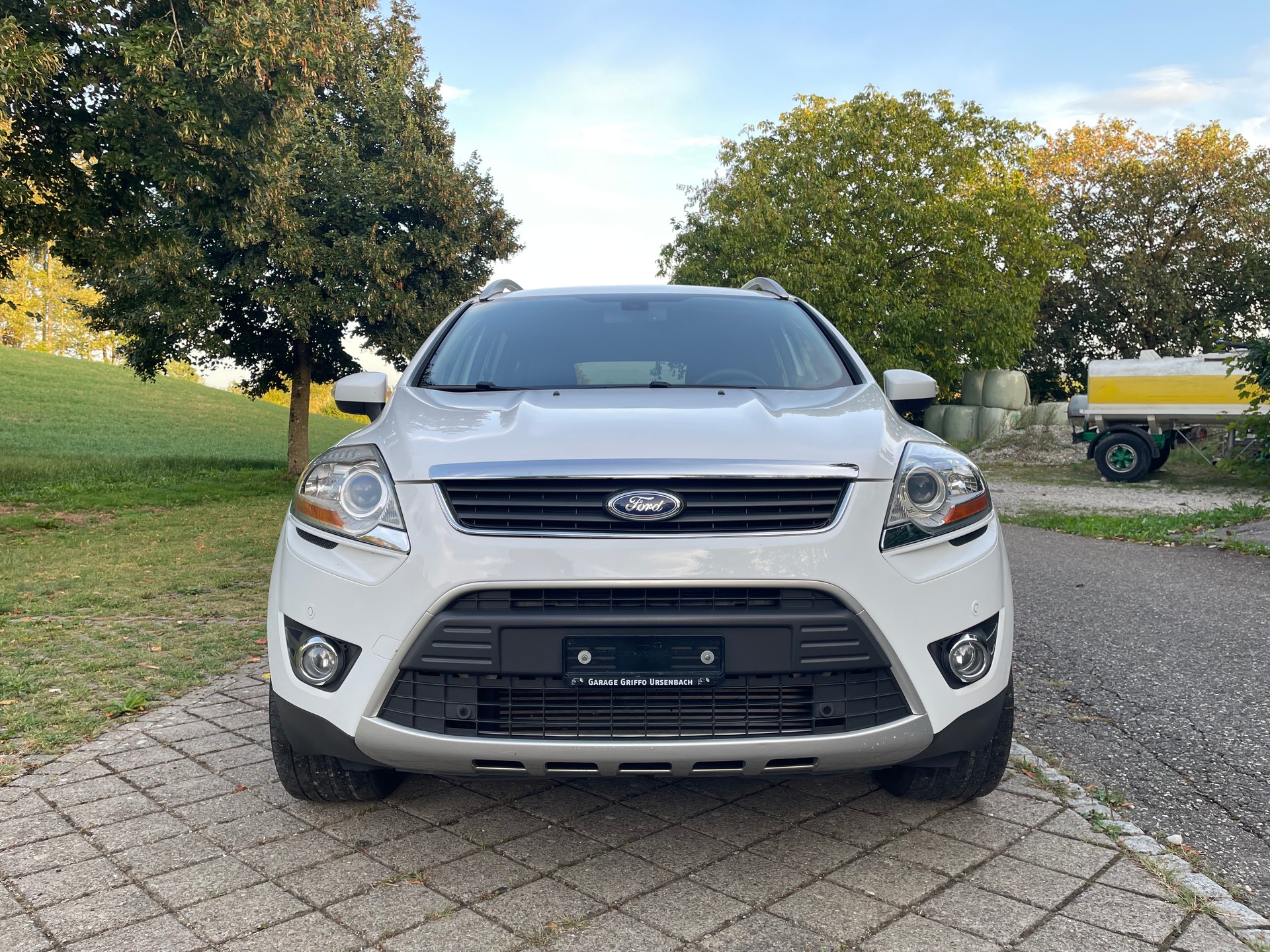 FORD Kuga 2.5 Turbo Carving 4WD Automatic-image-7