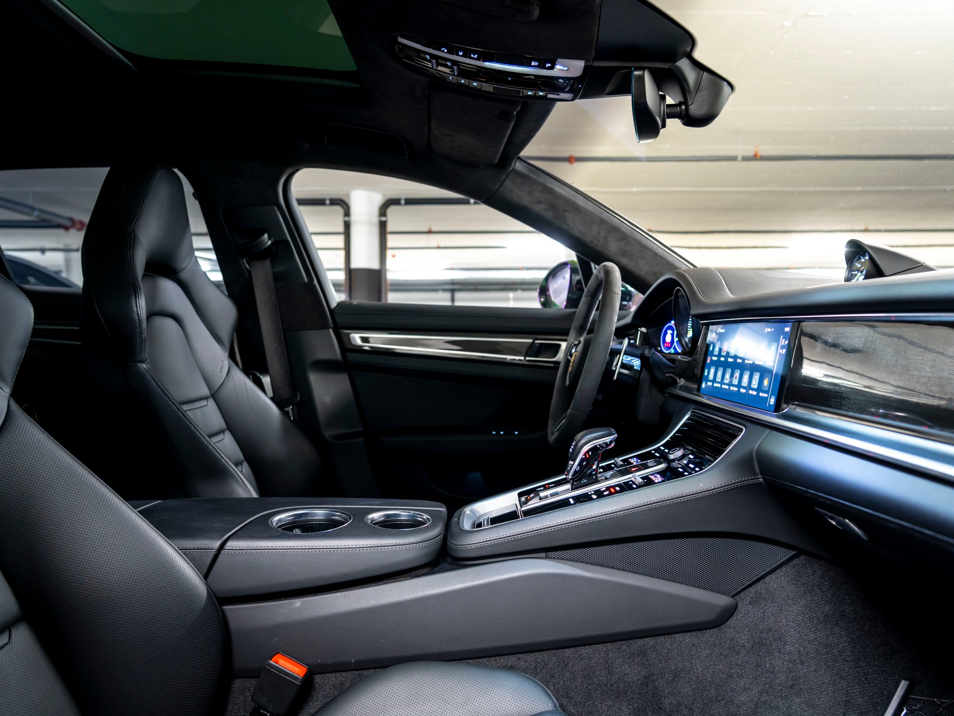 PORSCHE Panamera 4S E-Hybrid Sport Turismo PDK-image-25