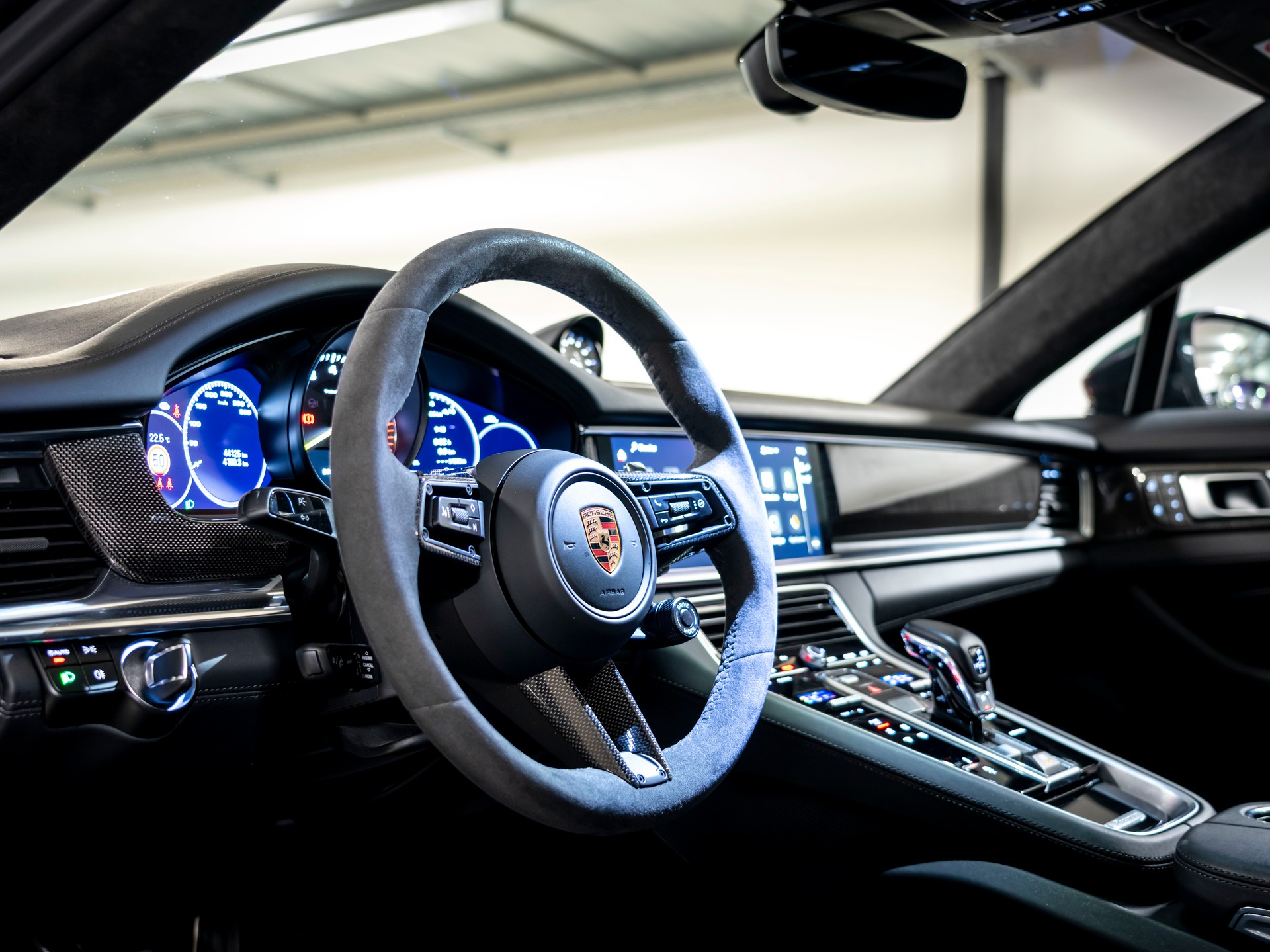 PORSCHE Panamera 4S E-Hybrid Sport Turismo PDK-image-15