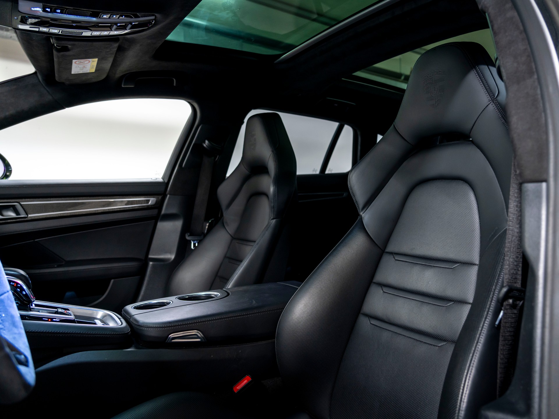 PORSCHE Panamera 4S E-Hybrid Sport Turismo PDK-image-17