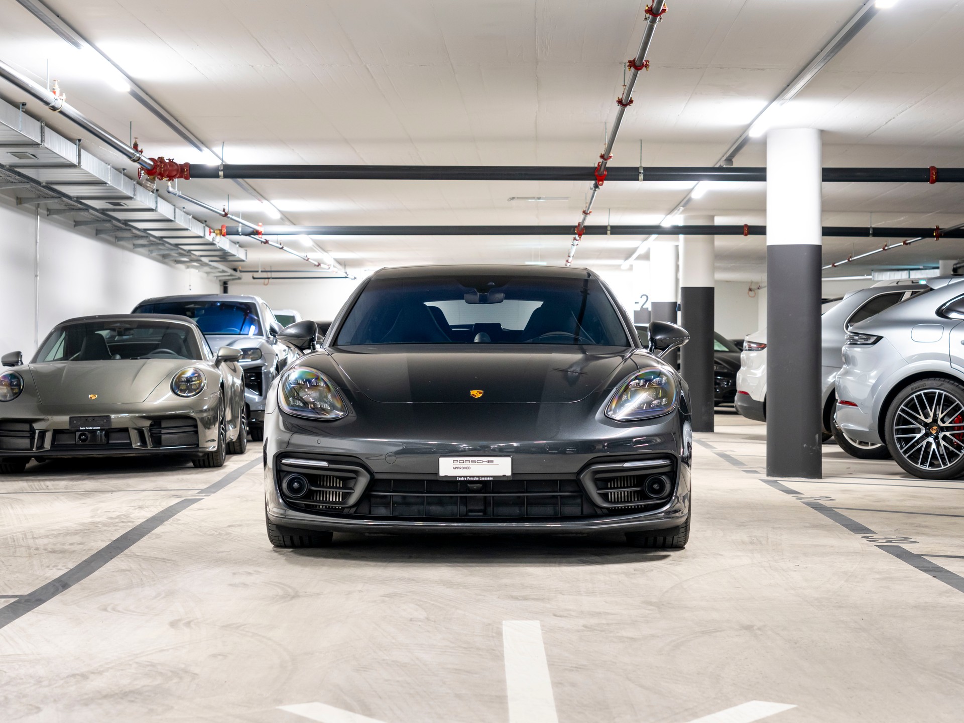 PORSCHE Panamera 4S E-Hybrid Sport Turismo PDK-image-3