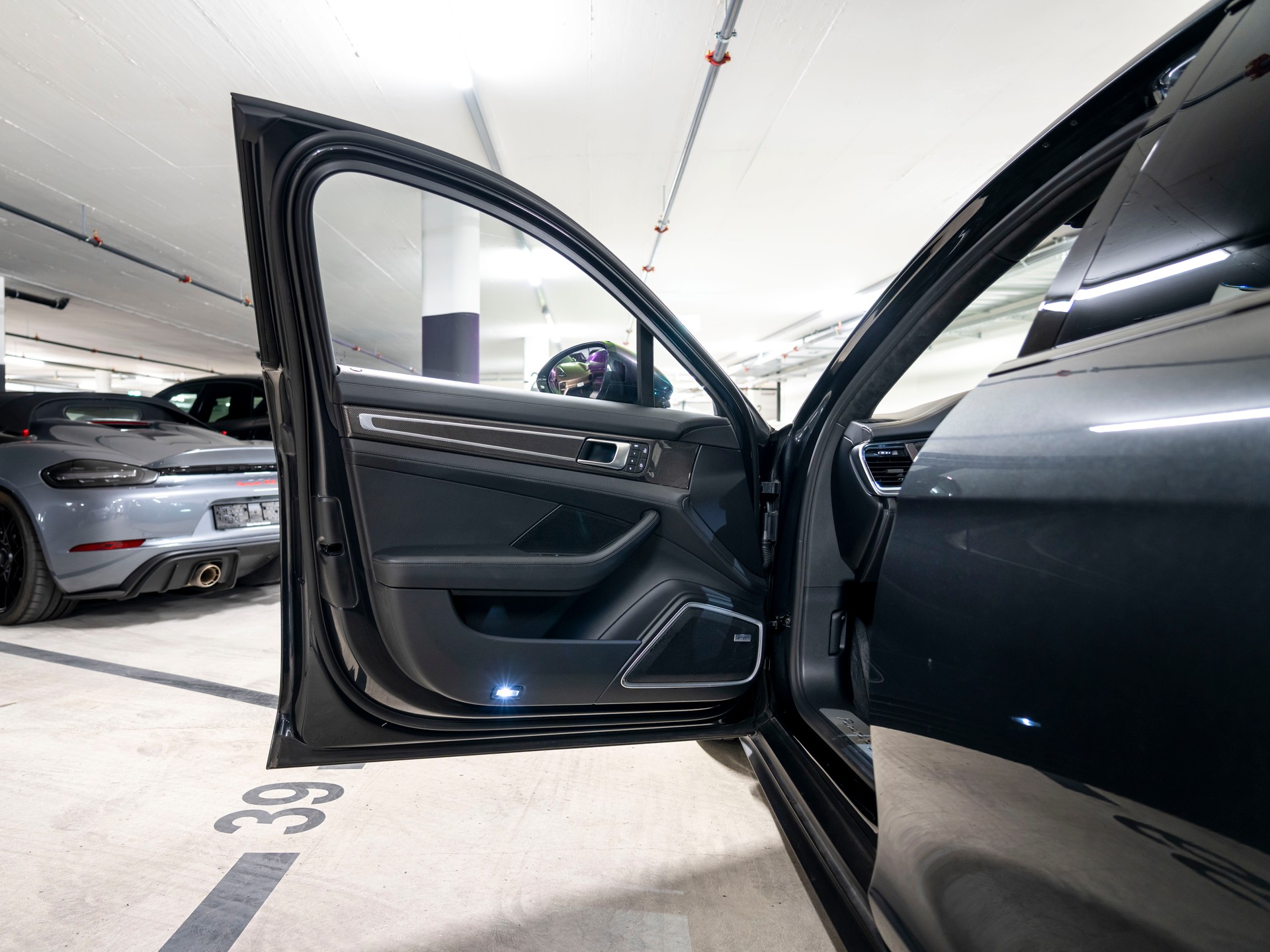 PORSCHE Panamera 4S E-Hybrid Sport Turismo PDK-image-11