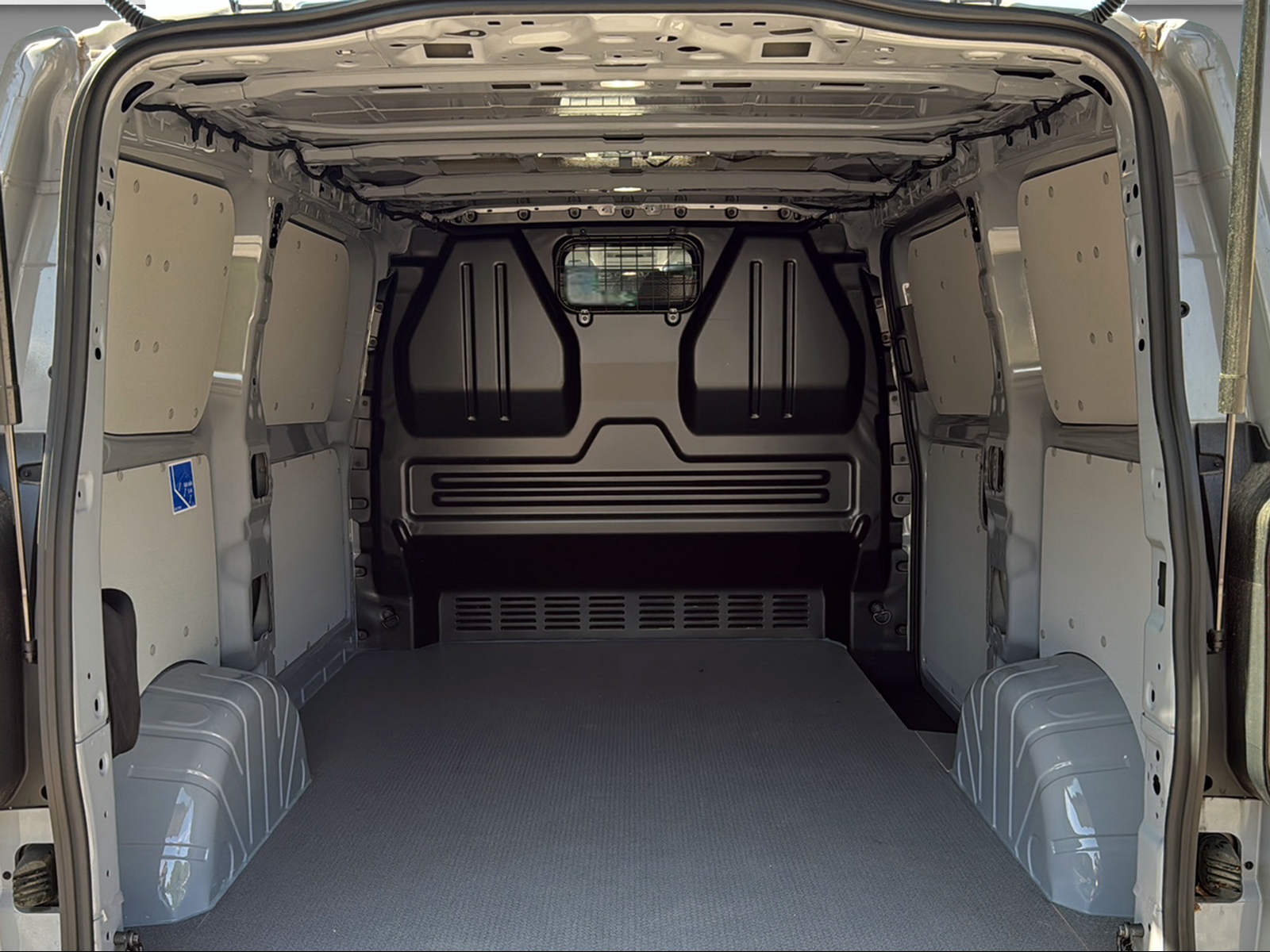 VW Transporter Kaw. 3100 2.0 TDI 110-image-22