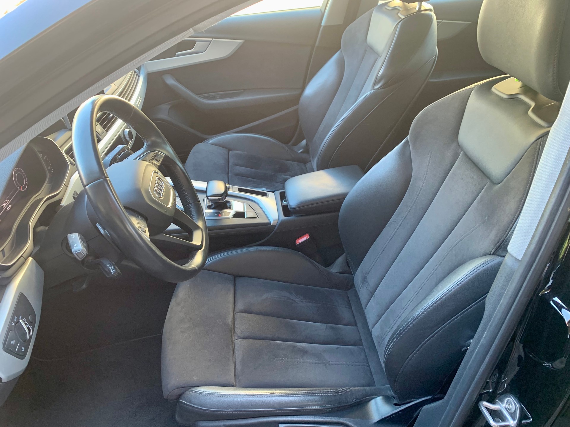 AUDI A4 Avant 2.0 TDI quattro S-tronic-image-8