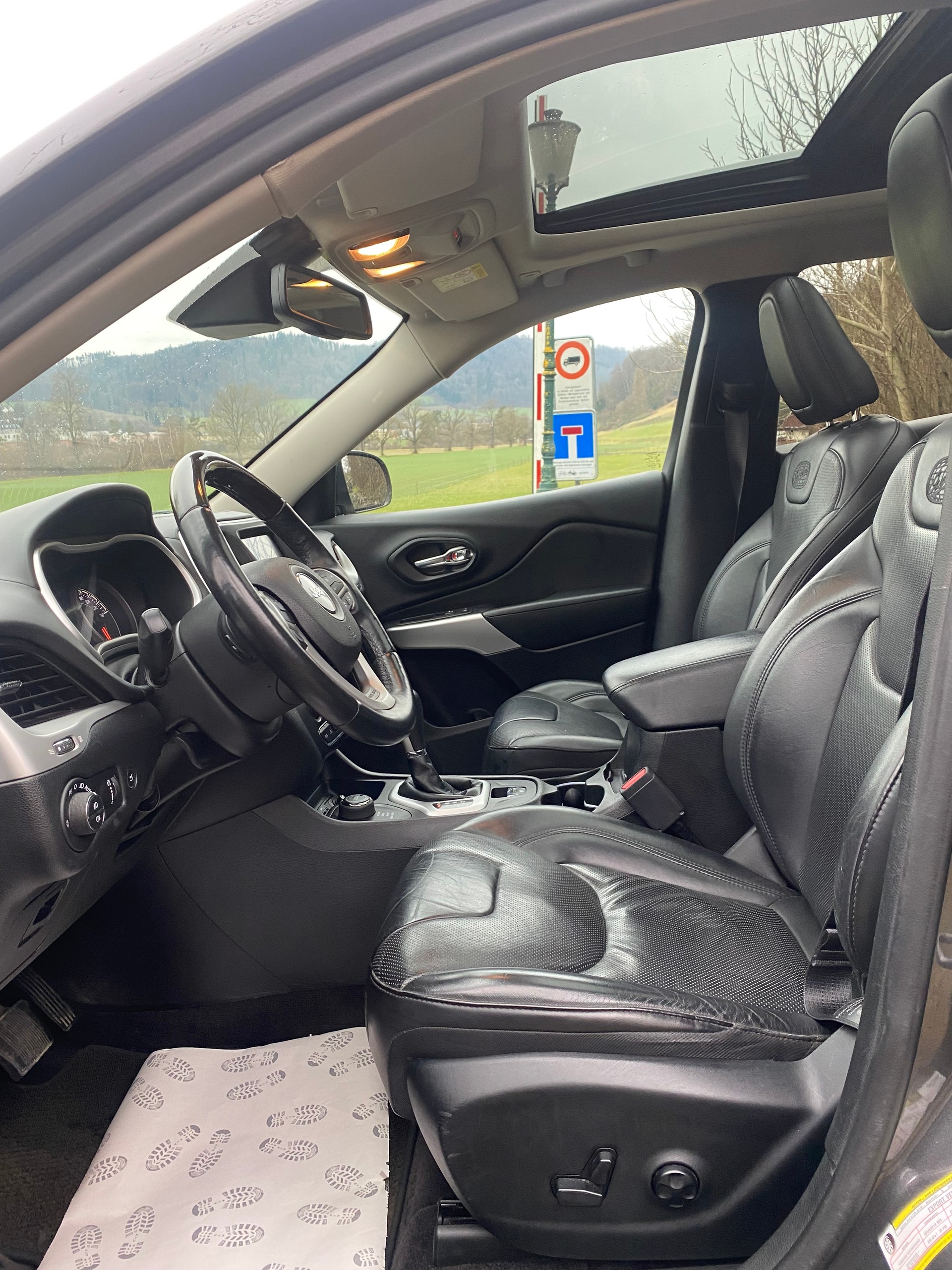 JEEP Cherokee 2.2TD Limited AWD 9ATX-image-1