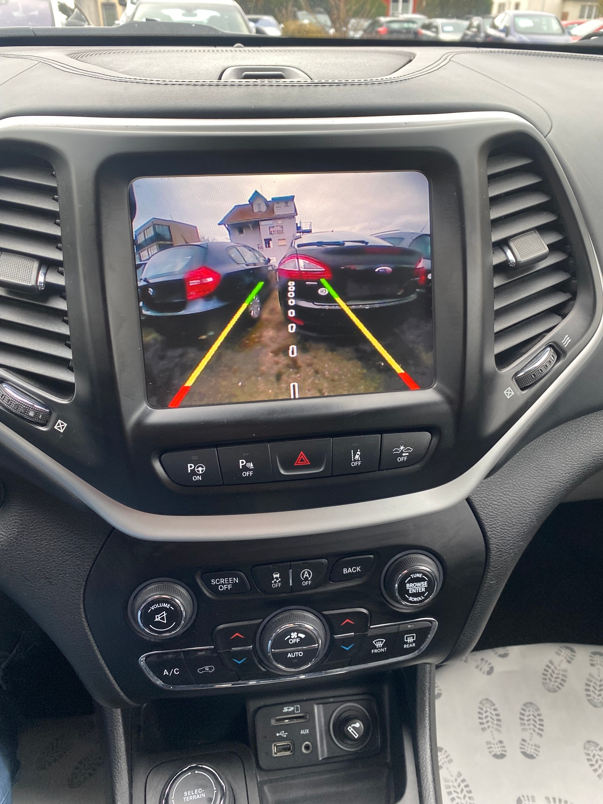 JEEP Cherokee 2.2TD Limited AWD 9ATX-image-6