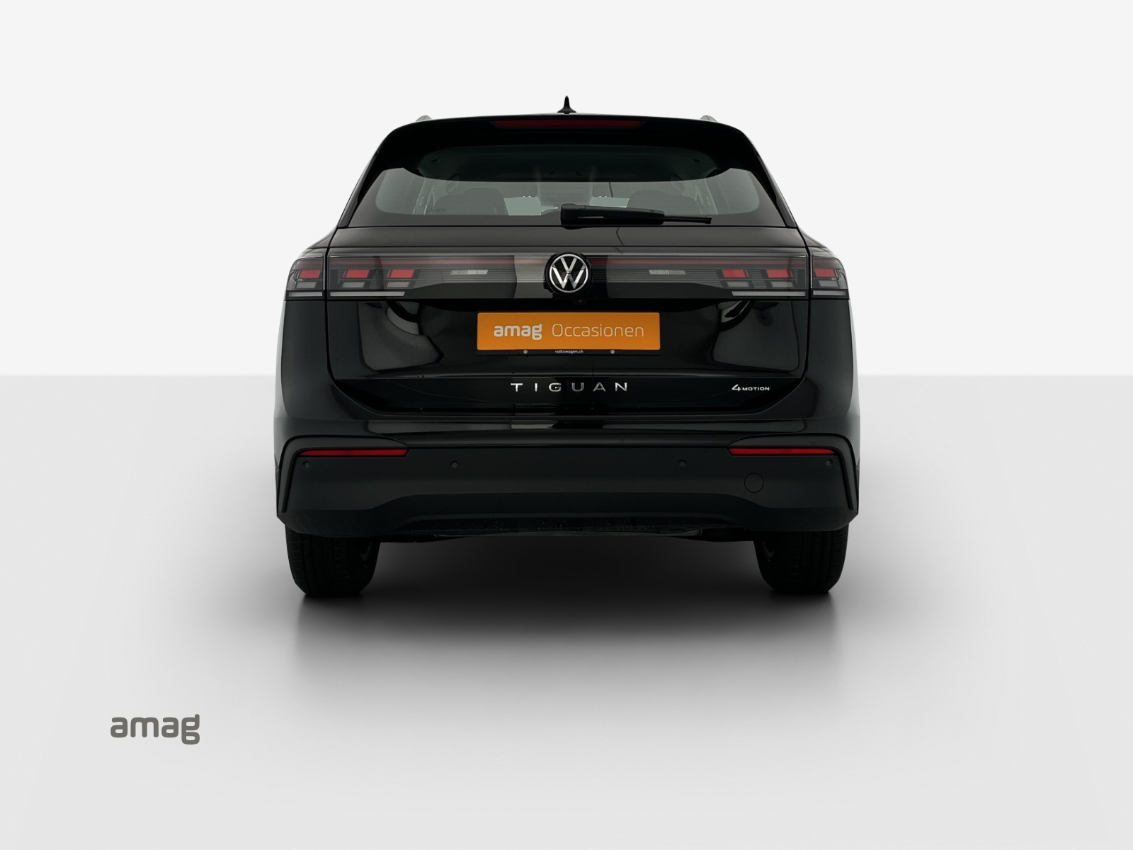 VW Tiguan 2.0 TSI DSG Life 4Motion-showroom-element-3