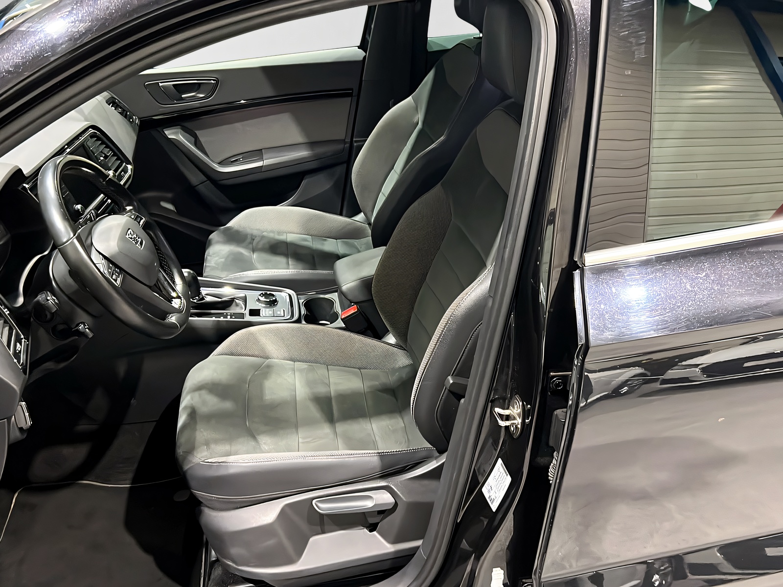 SEAT Ateca 2.0 TDI CR Xcellence DSG**Tempomat ACC,360 Kamera.Park Pilot,Frisch ab MFK**-image-7