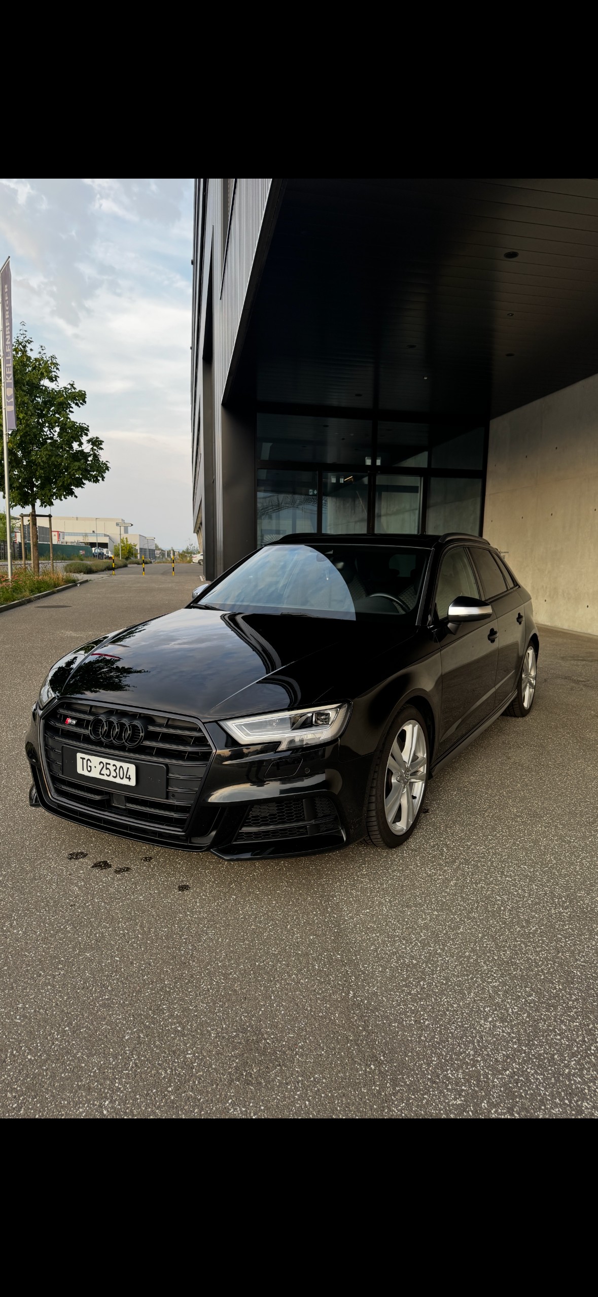 AUDI 2.0 T FSI quattro S-Tronic-image-0