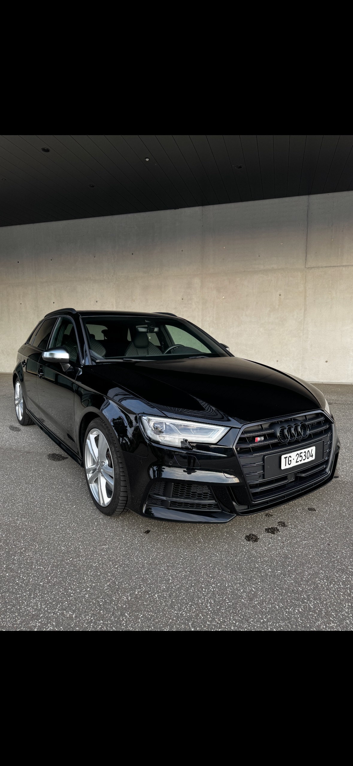 AUDI 2.0 T FSI quattro S-Tronic-image-2