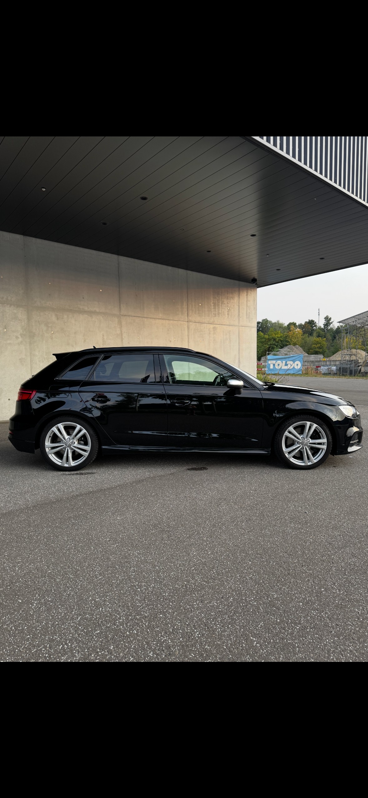 AUDI 2.0 T FSI quattro S-Tronic-image-4