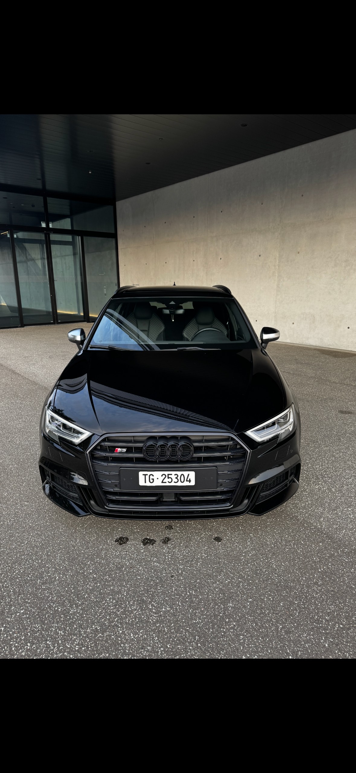 AUDI 2.0 T FSI quattro S-Tronic-image-1