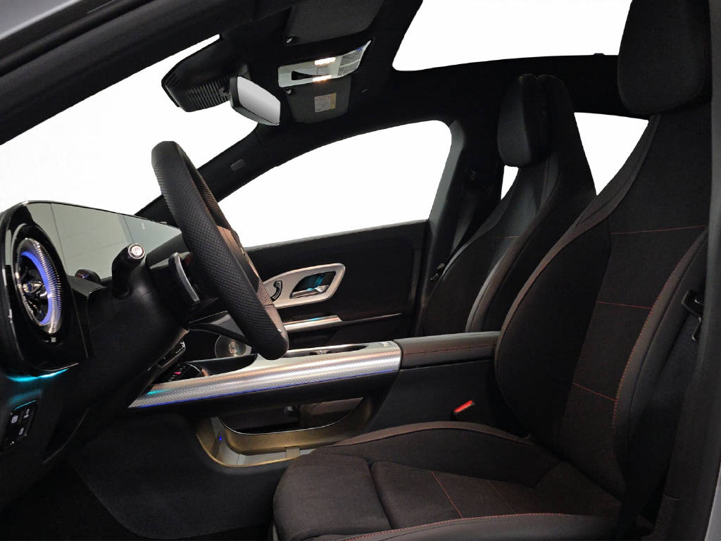 MERCEDES-BENZ CLA 220 AMG Line 4Matic-image-10