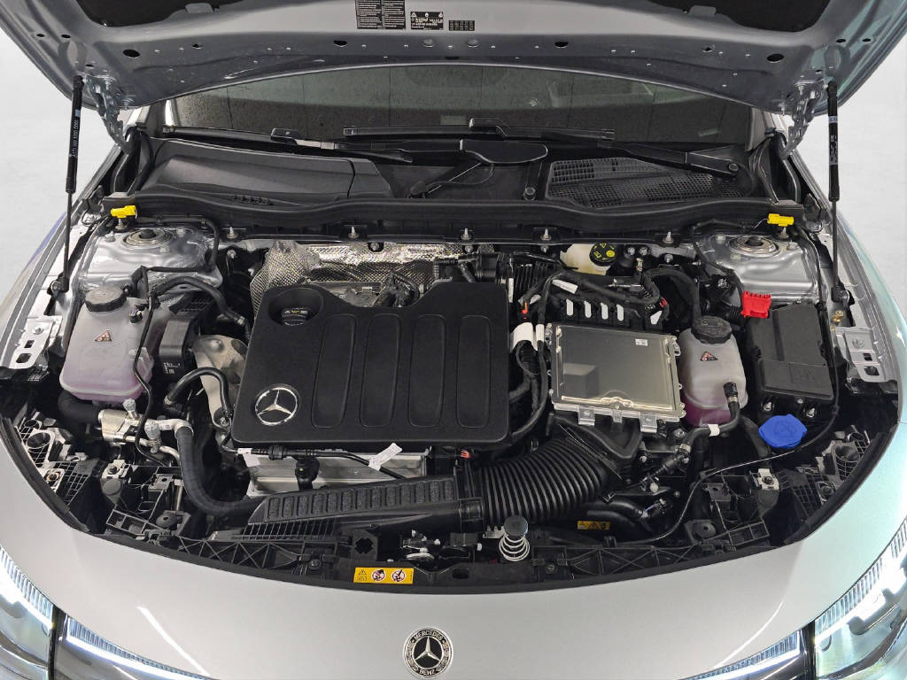 MERCEDES-BENZ CLA 220 AMG Line 4Matic-image-9