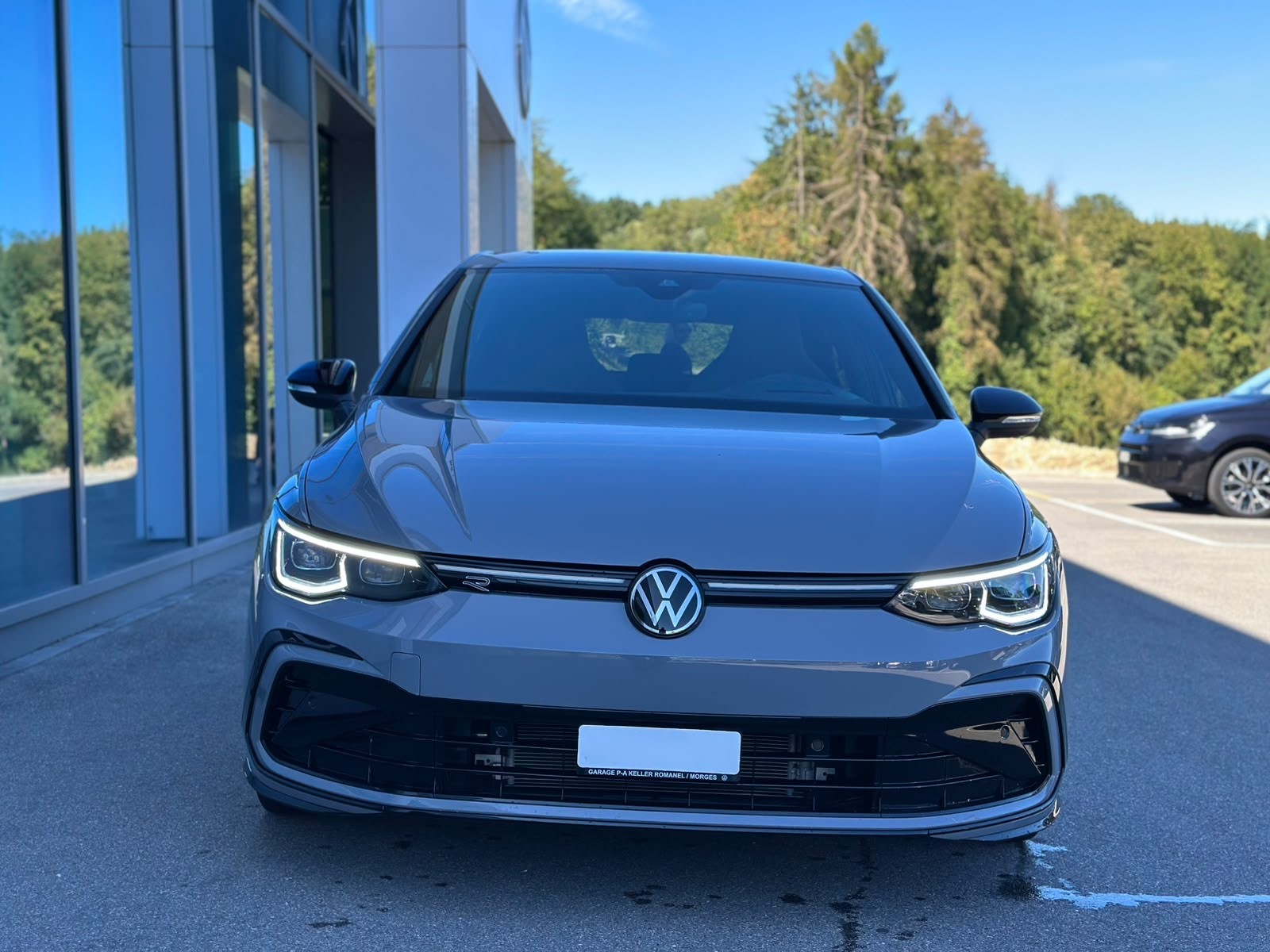 VW Golf 1.5 eTSI mHEV ACT R-Line DSG-image-2