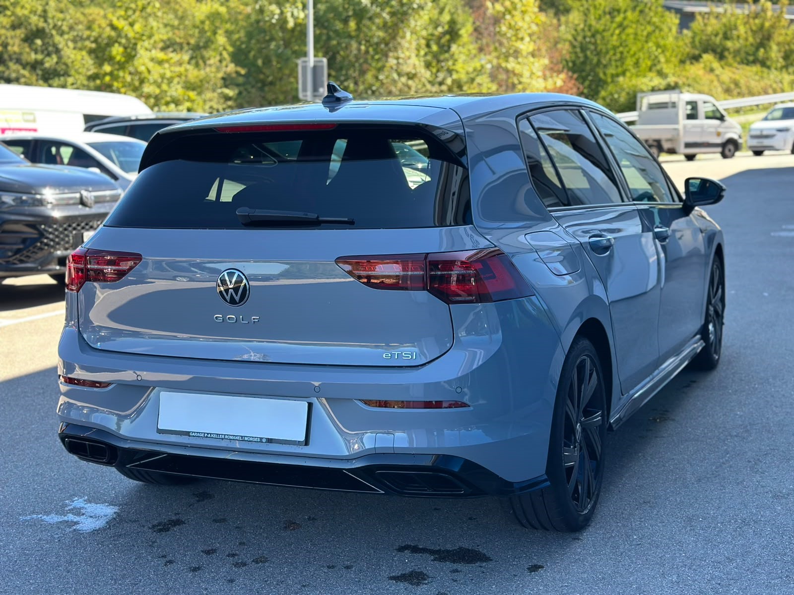 VW Golf 1.5 eTSI mHEV ACT R-Line DSG-image-5