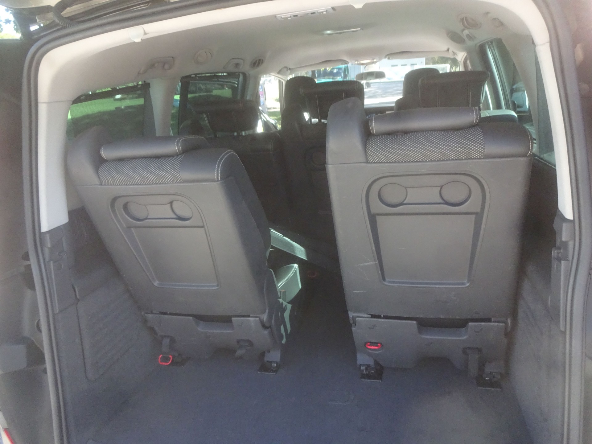 RENAULT Grand Espace 2.0 dCi Dynamic Automatic-image-8