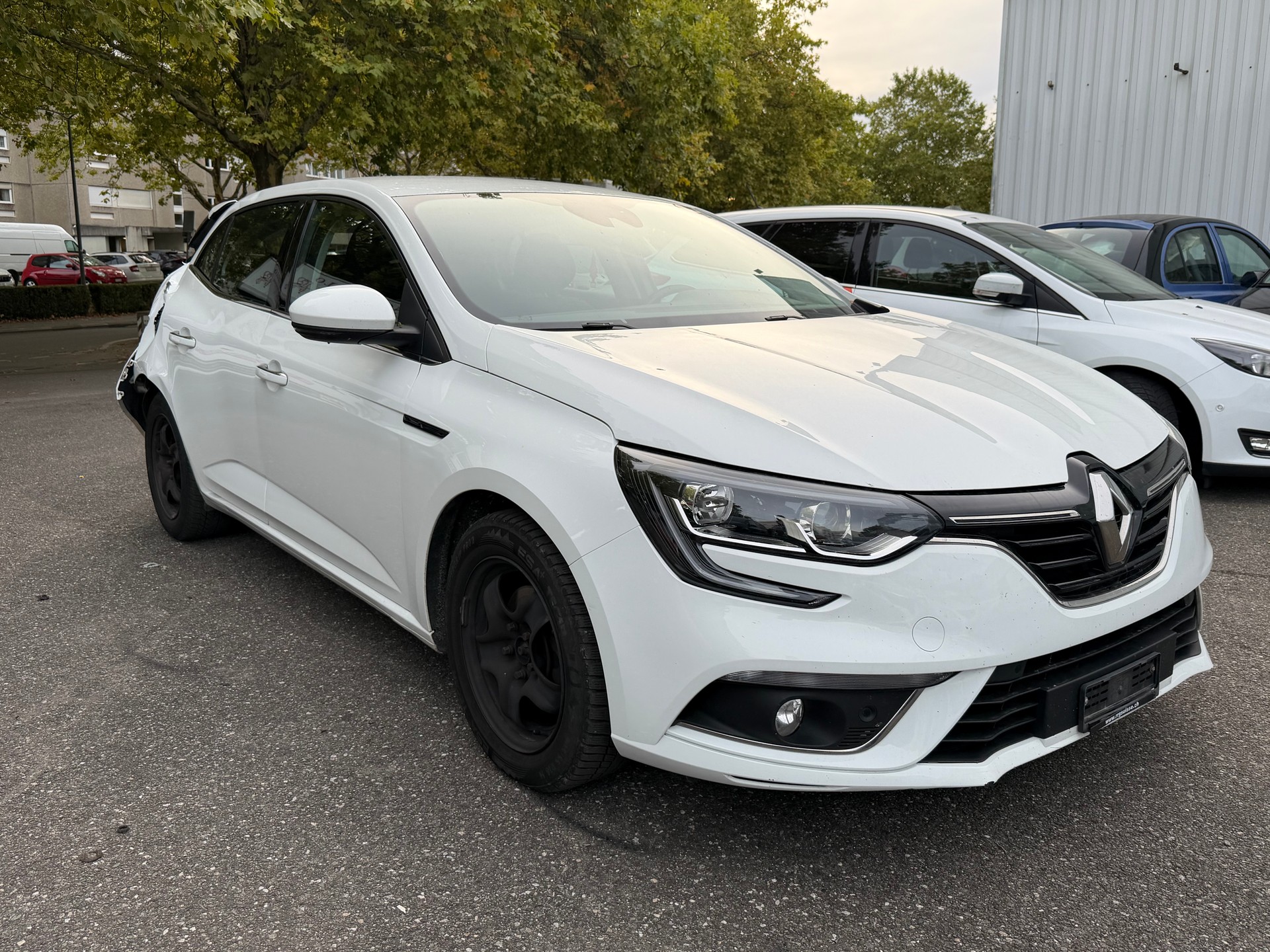 RENAULT Mégane 1.3 16V Turbo Zen EDC-image-3