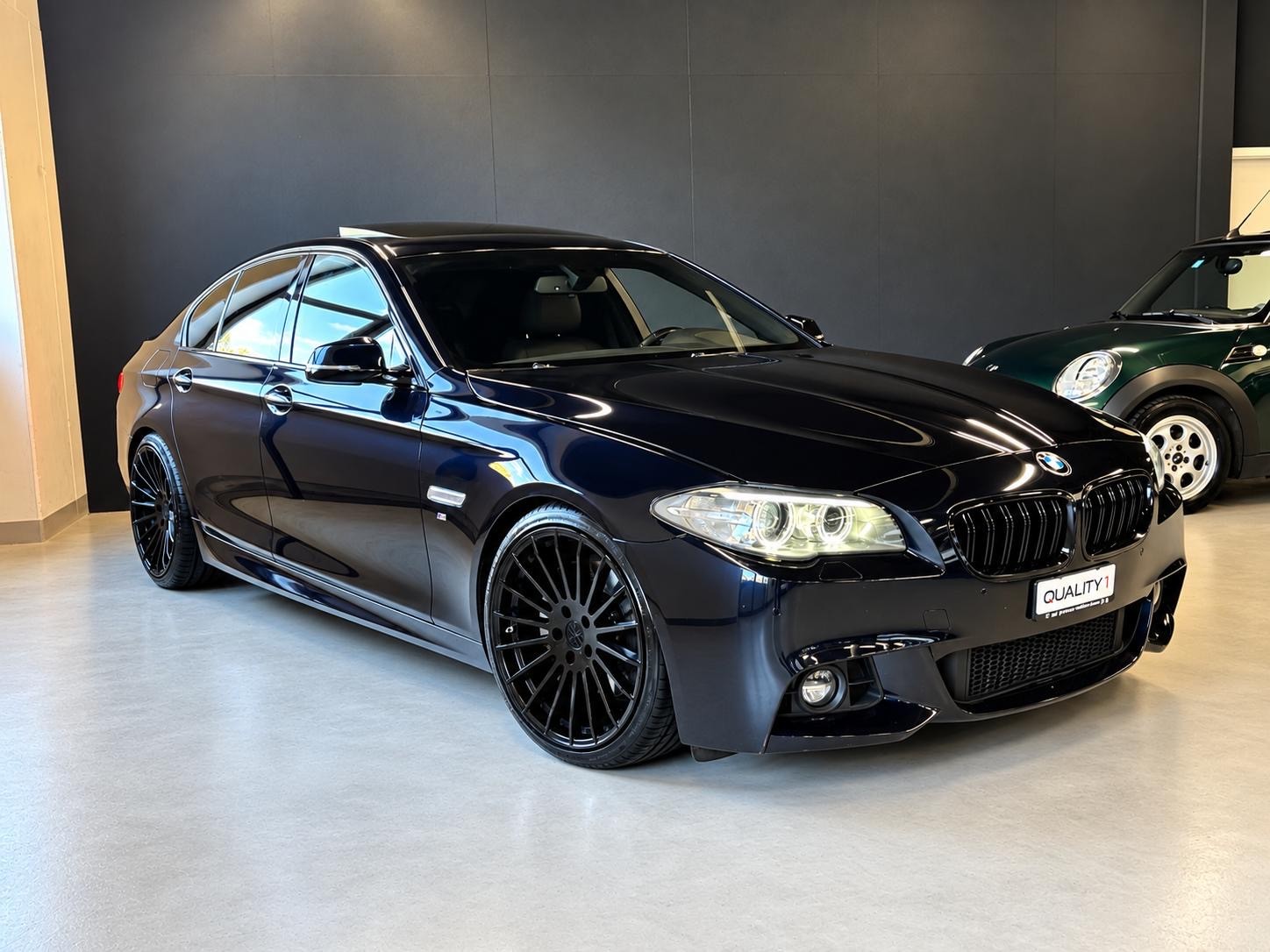 BMW 530d xDrive Luxury Line Steptronic-image-5