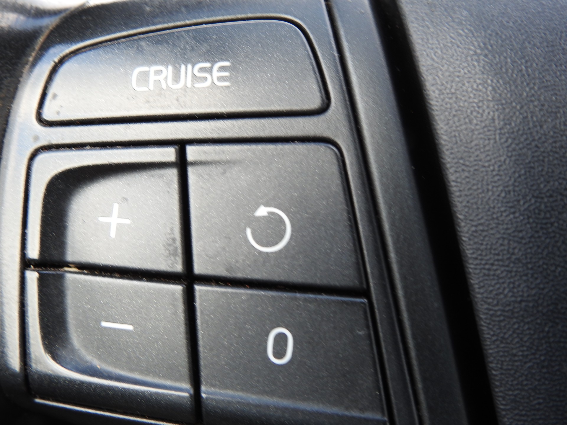 VOLVO XC60 D4 AWD Momentum Geartronic-image-24