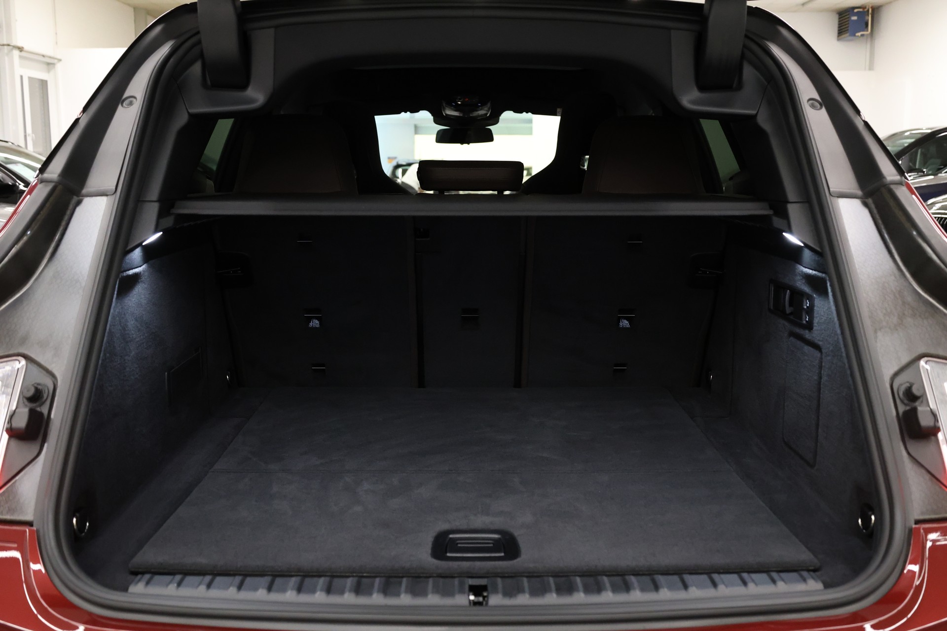 BMW iX xDrive50-image-30