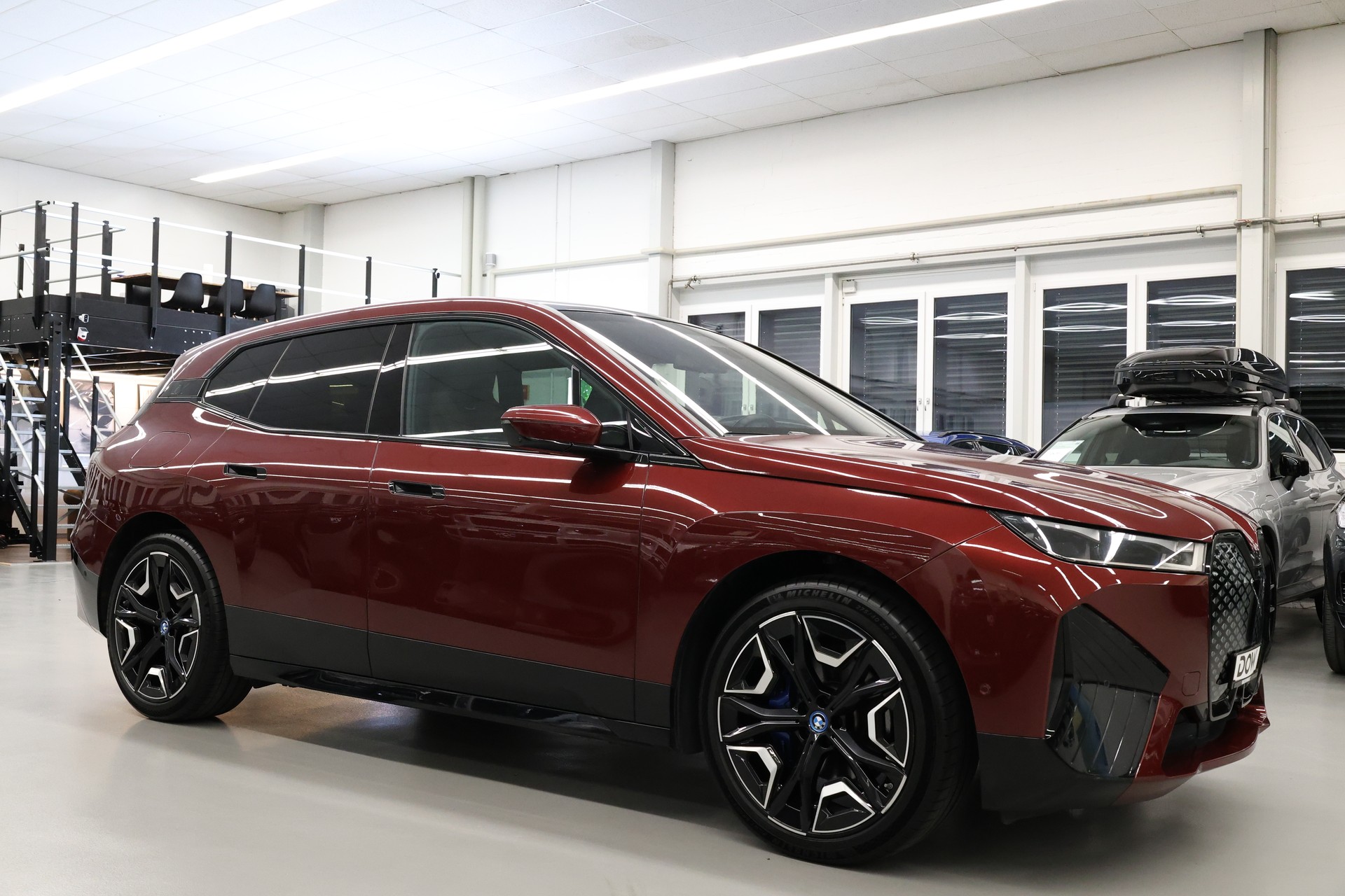 BMW iX xDrive50-image-1