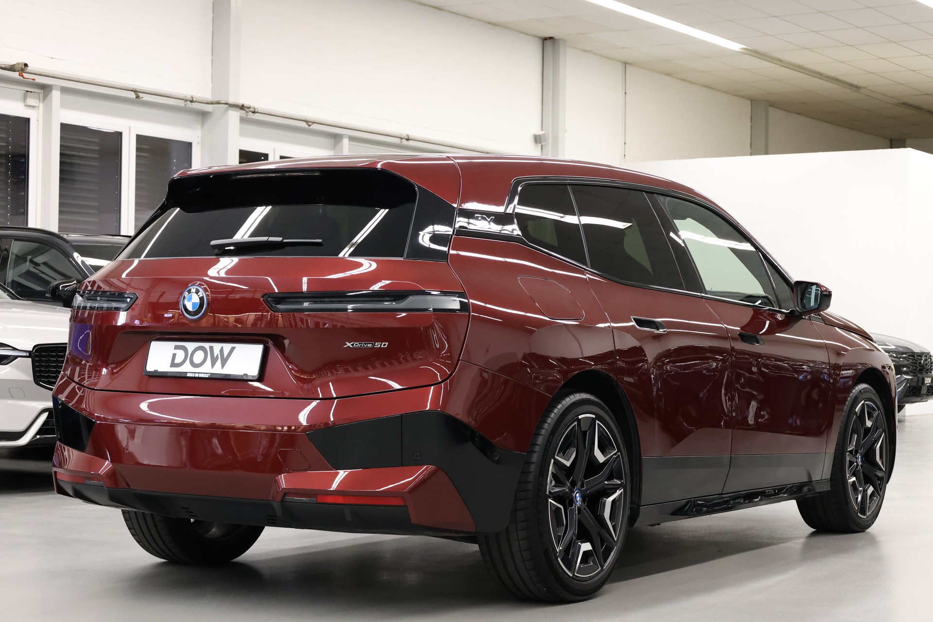 BMW iX xDrive50-image-6