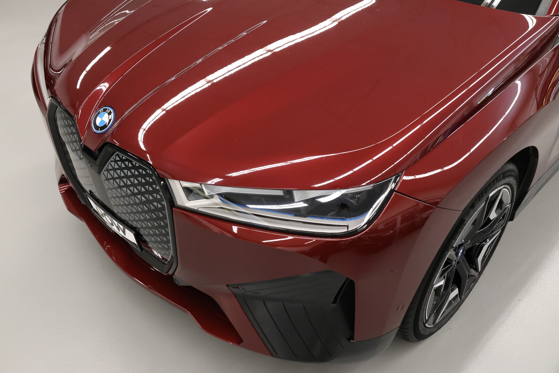 BMW iX xDrive50-image-5